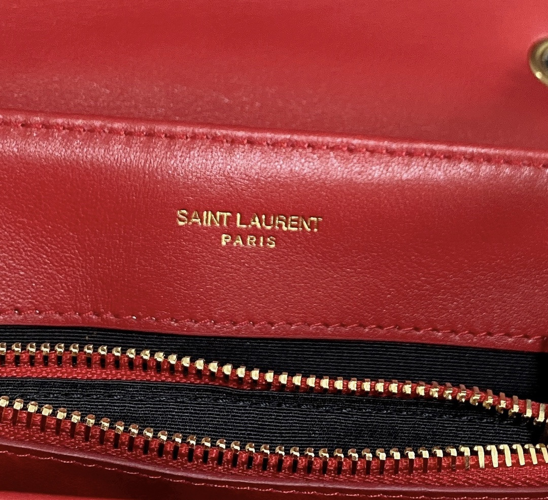 Y51 LOULOU SMALL IN QUILTED LEATHER SHINY RED GOLD 9 X 6.1 X 3.3 INCHES