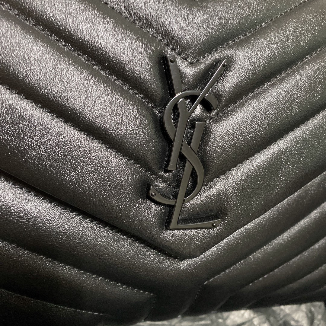 Y51 LOULOU MEDIUM IN QUILTED LEATHER ALL BLACK 12.5 X 8.6 X 3.5 INCHES