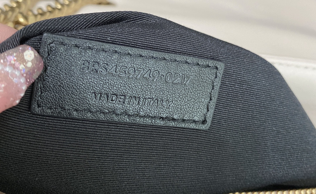 Y51 LOULOU MEDIUM IN QUILTED LEATHER BLANC VINTAGE 12.5 X 8.6 X 3.5 INCHES