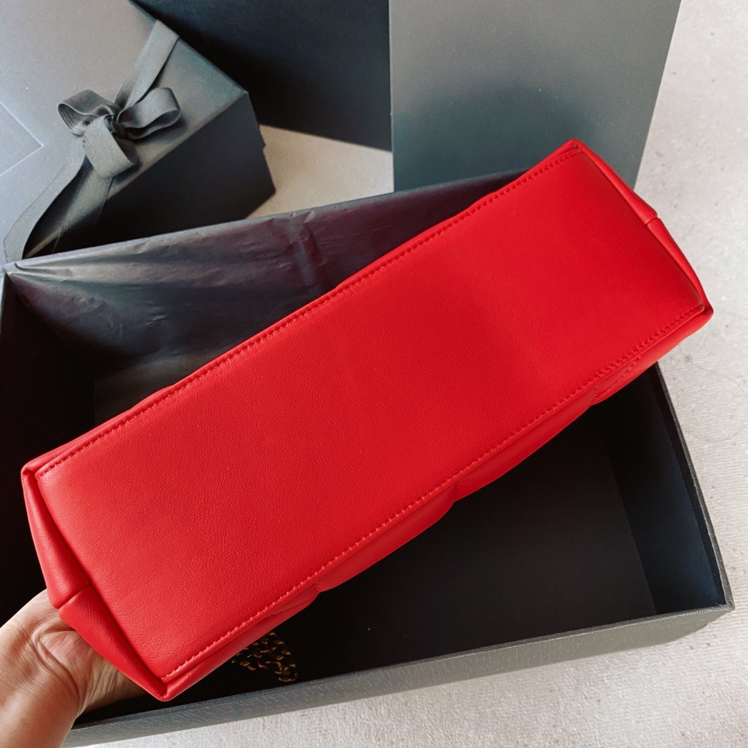 Y51 PUFFER SMALL IN NAPPA LEATHER RED 11.4 X 6.6 X 4.3 INCHES