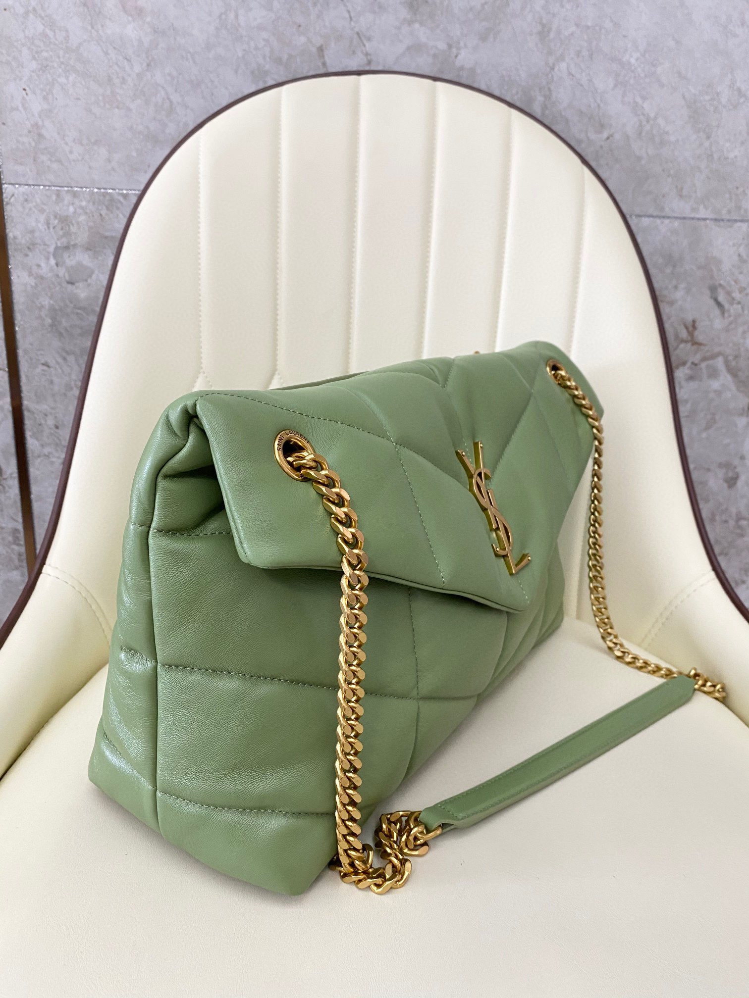 Y51 PUFFER MEDIUM IN NAPPA LEATHER LIGHT GREEN 13.7 X 9 X 5.3 INCHES