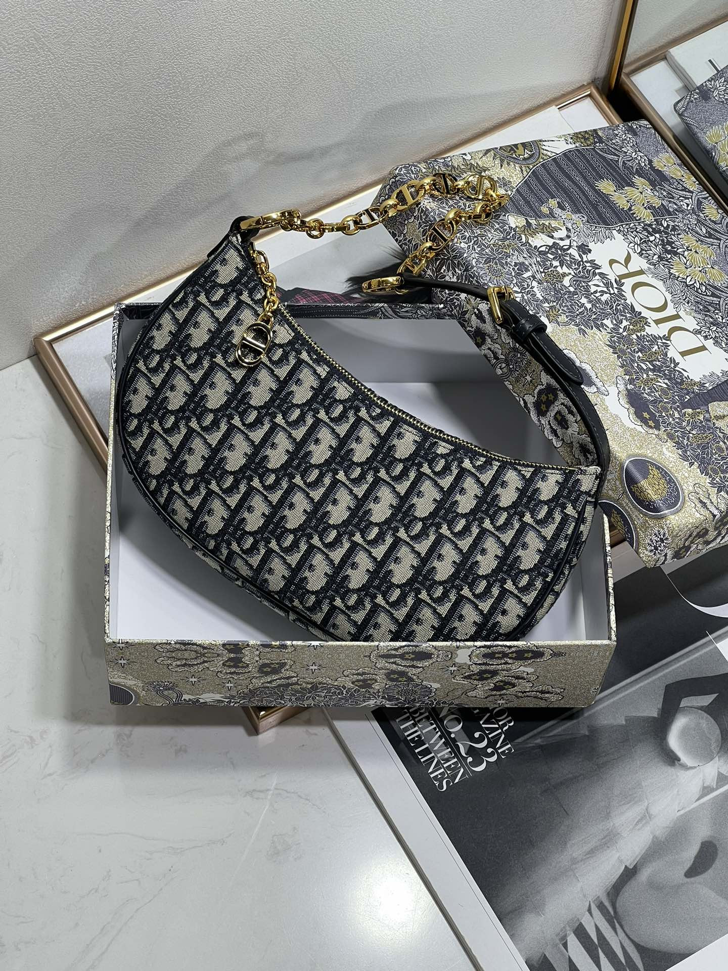 D10r CD Lounge bag blue D10r oblique jacquard 26 x 15x 5.5 cm