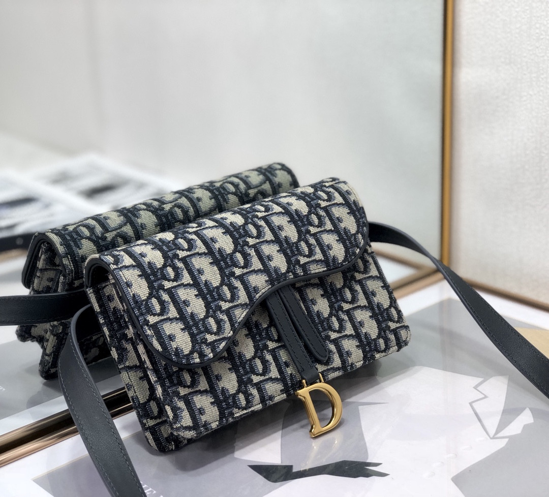 D10r Saddle Pouch Blue D10r Oblique Jacquard  6.5 x 4 x 1.5 inches