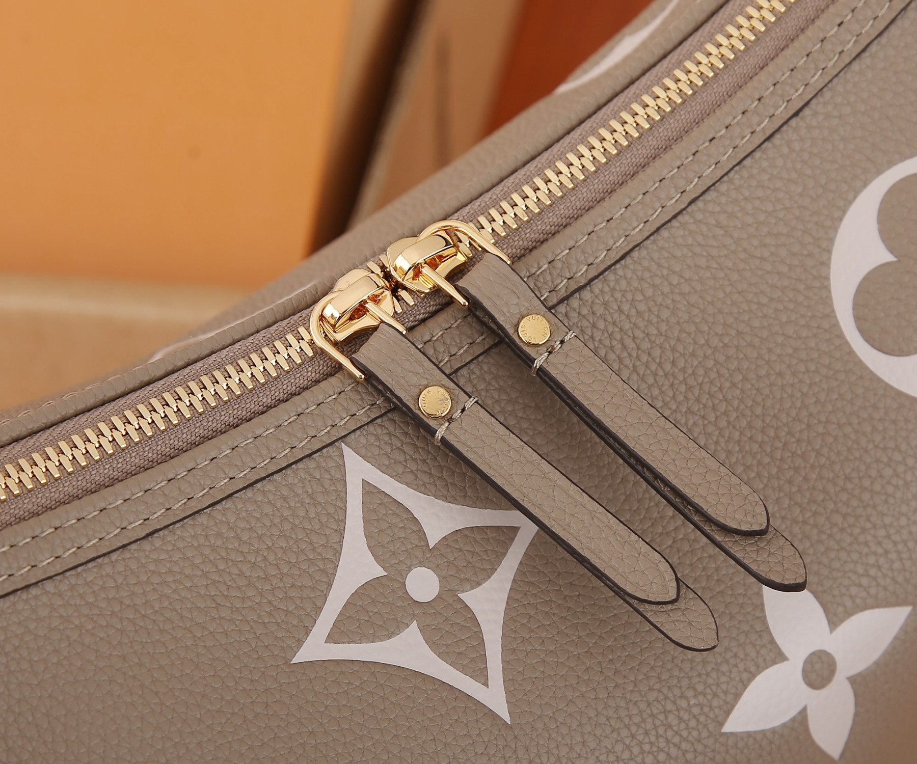 LV Loop Hobo M46738 15 x 10.2 x 3.9 inches