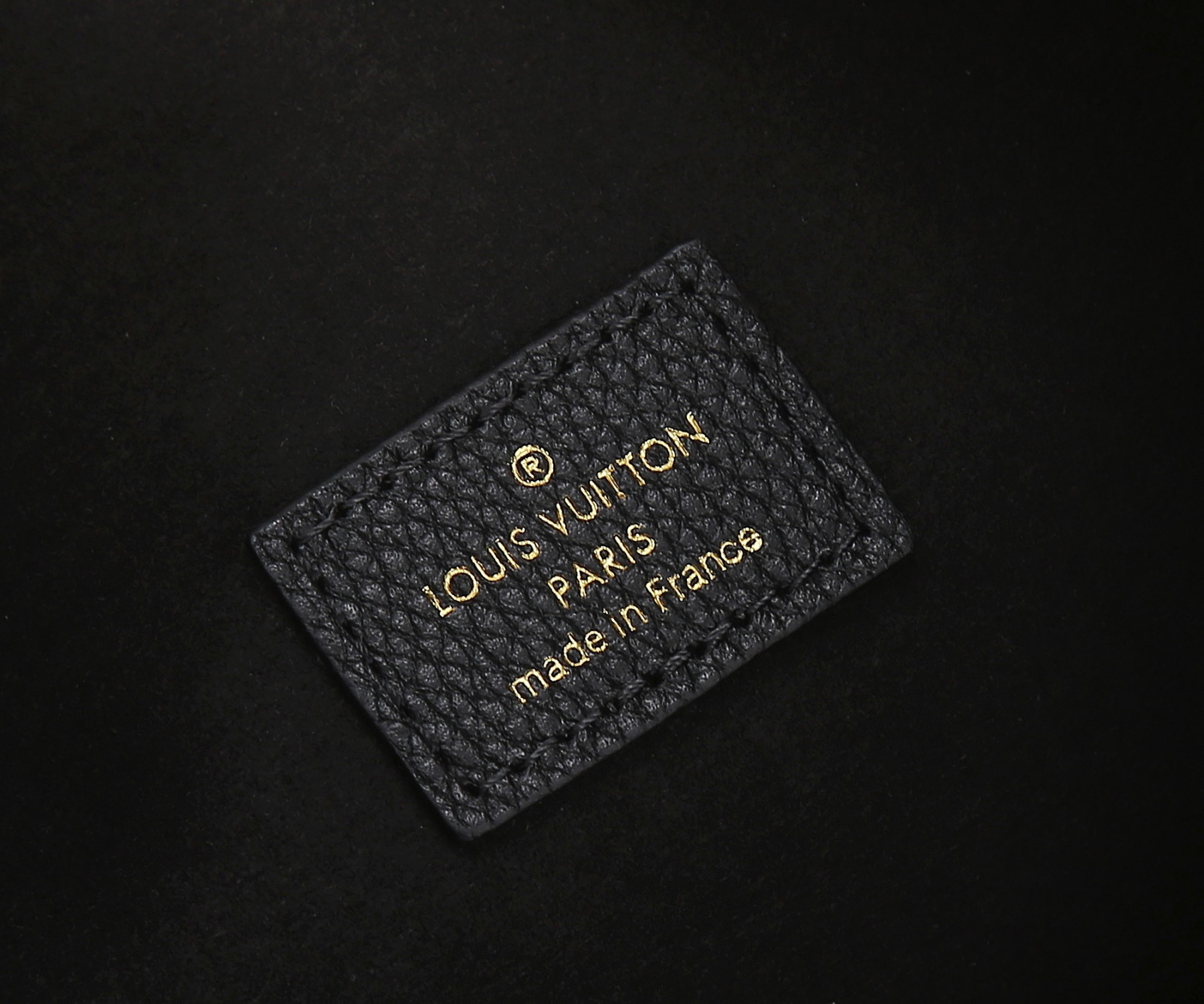 LV Loop Hobo M46725 15 x 10.2 x 3.9 inches