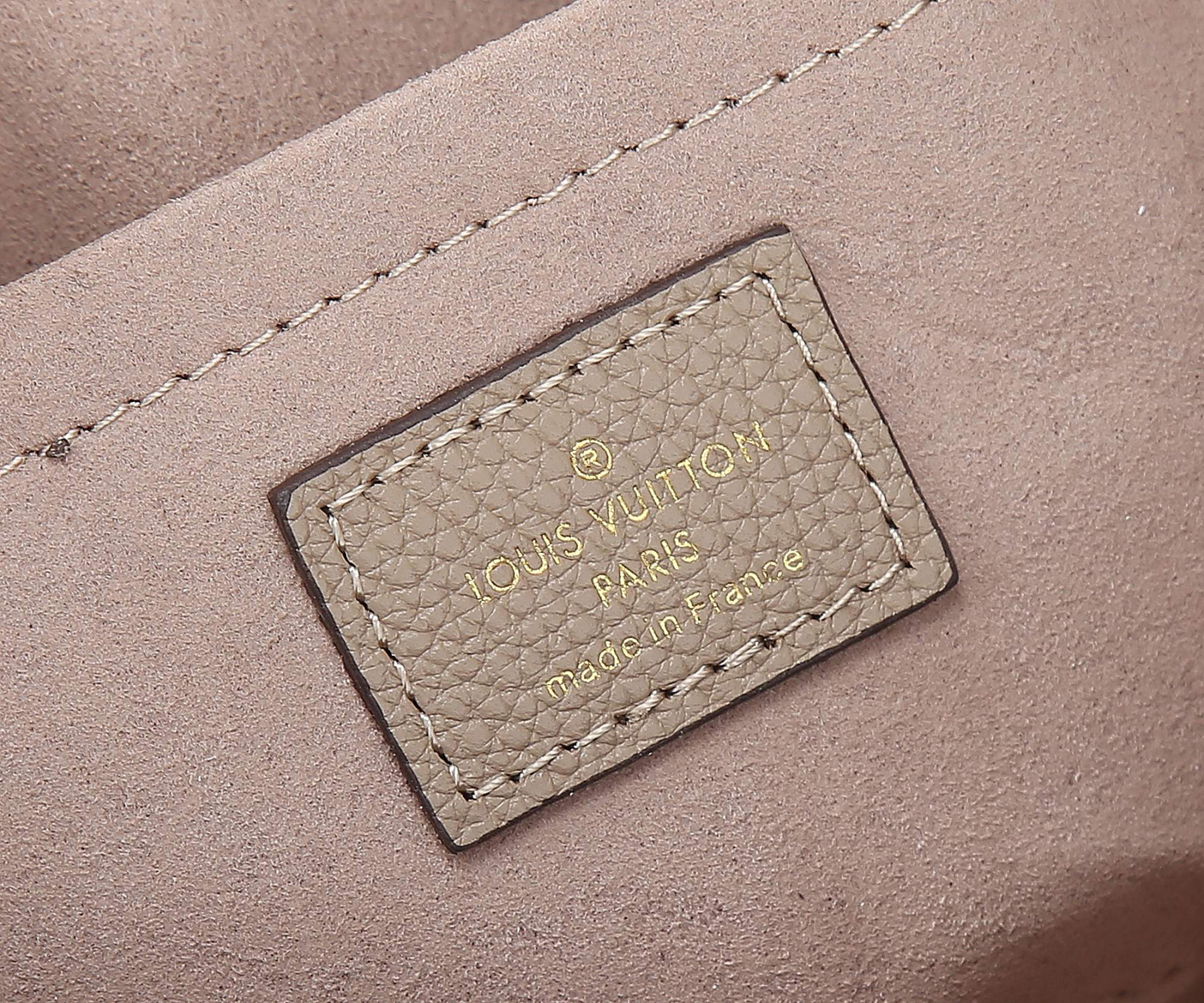 LV OnTheGo East West M23641 9.8 x 5.1 x 3.9 inches