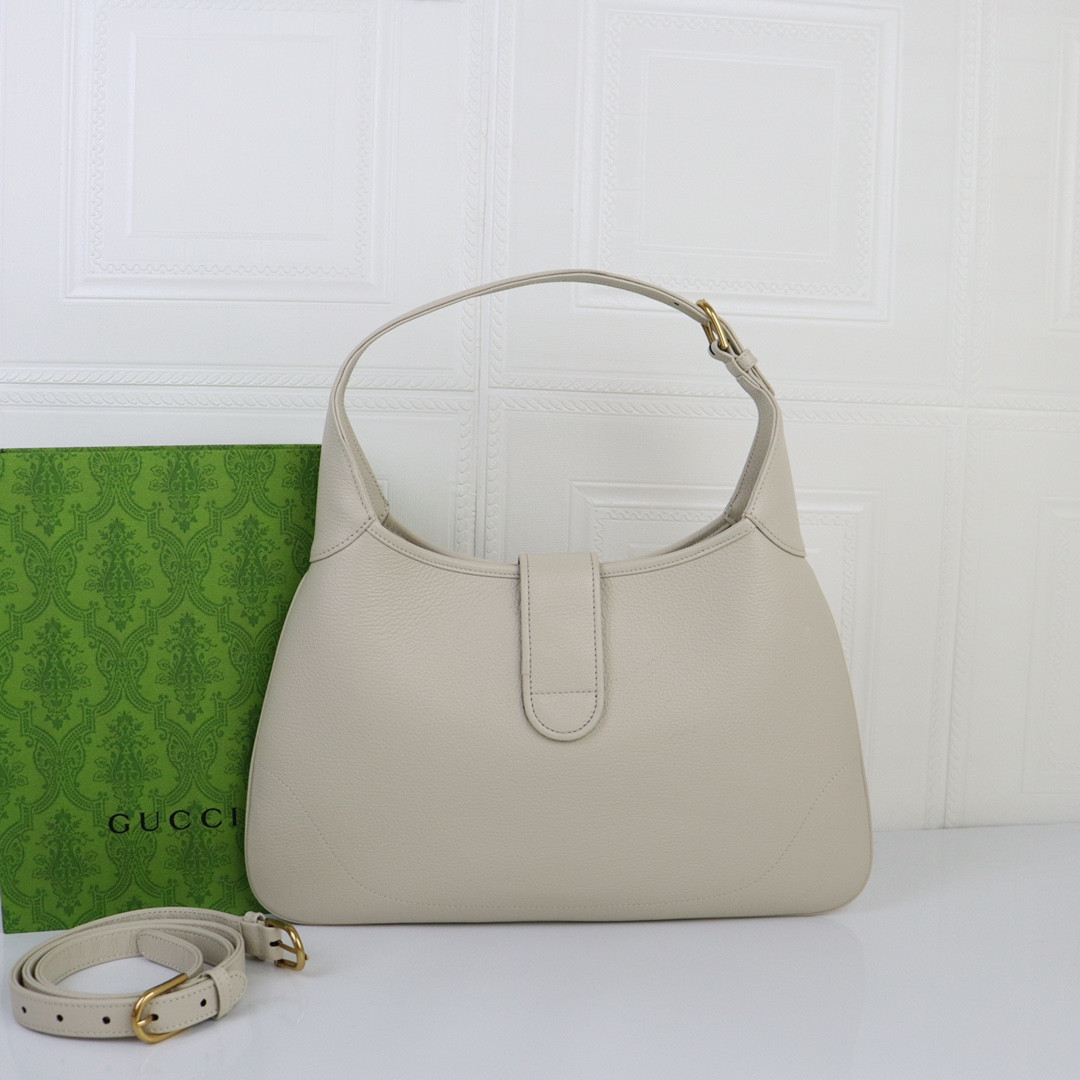 Gvc*1 APHRODITE MEDIUM SHOULDER BAG WHITE W15.3" x H15" x D.8"