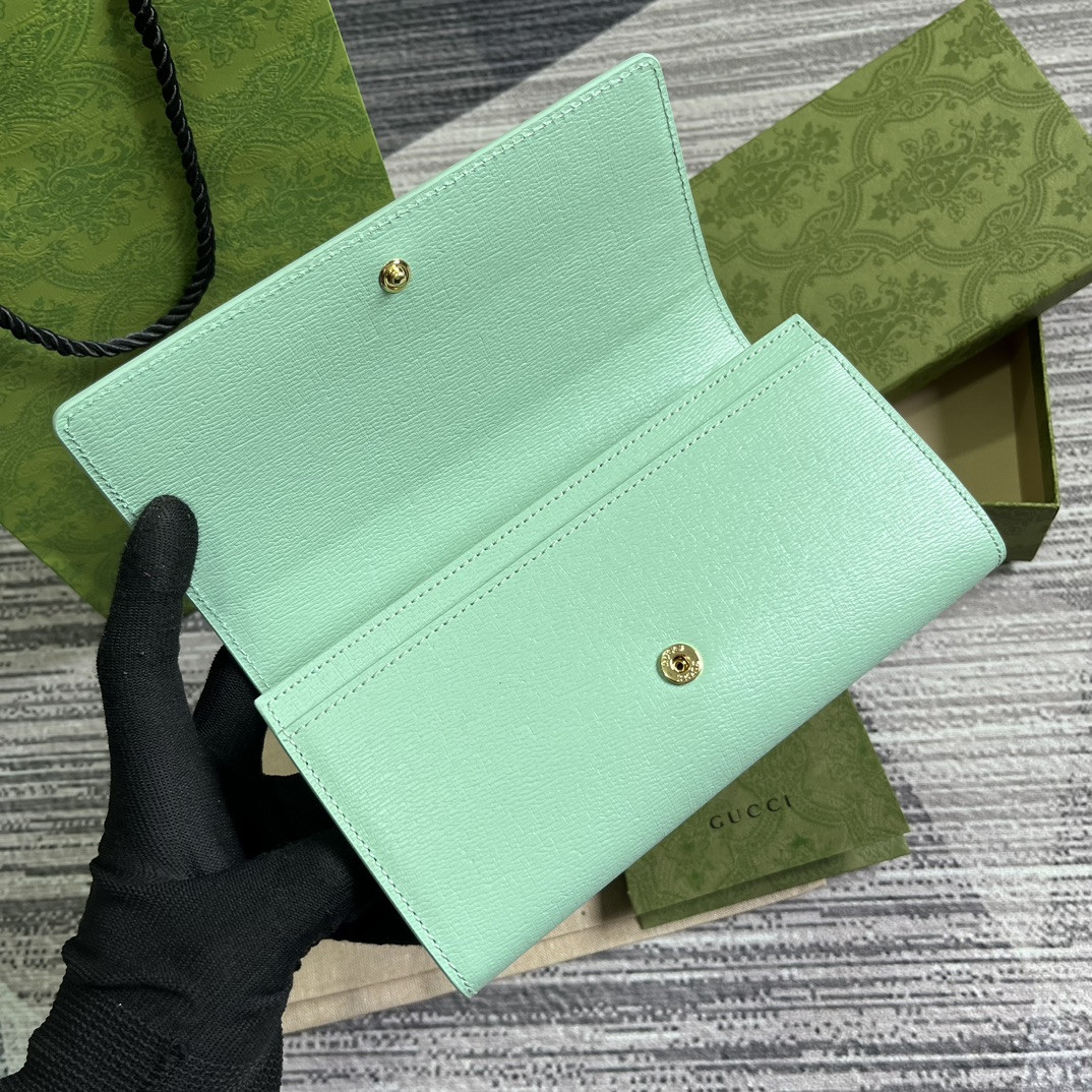 CONTINENTAL WALLET WITH Gvc*1 SCRIPT GREEN 7.5"W x 4"H x 1.4"D