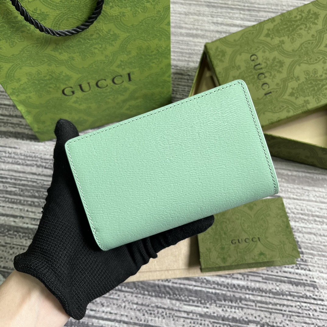 Gvc*1 Script Zip-Around Wallet green 14 x 18.5 x 3cm