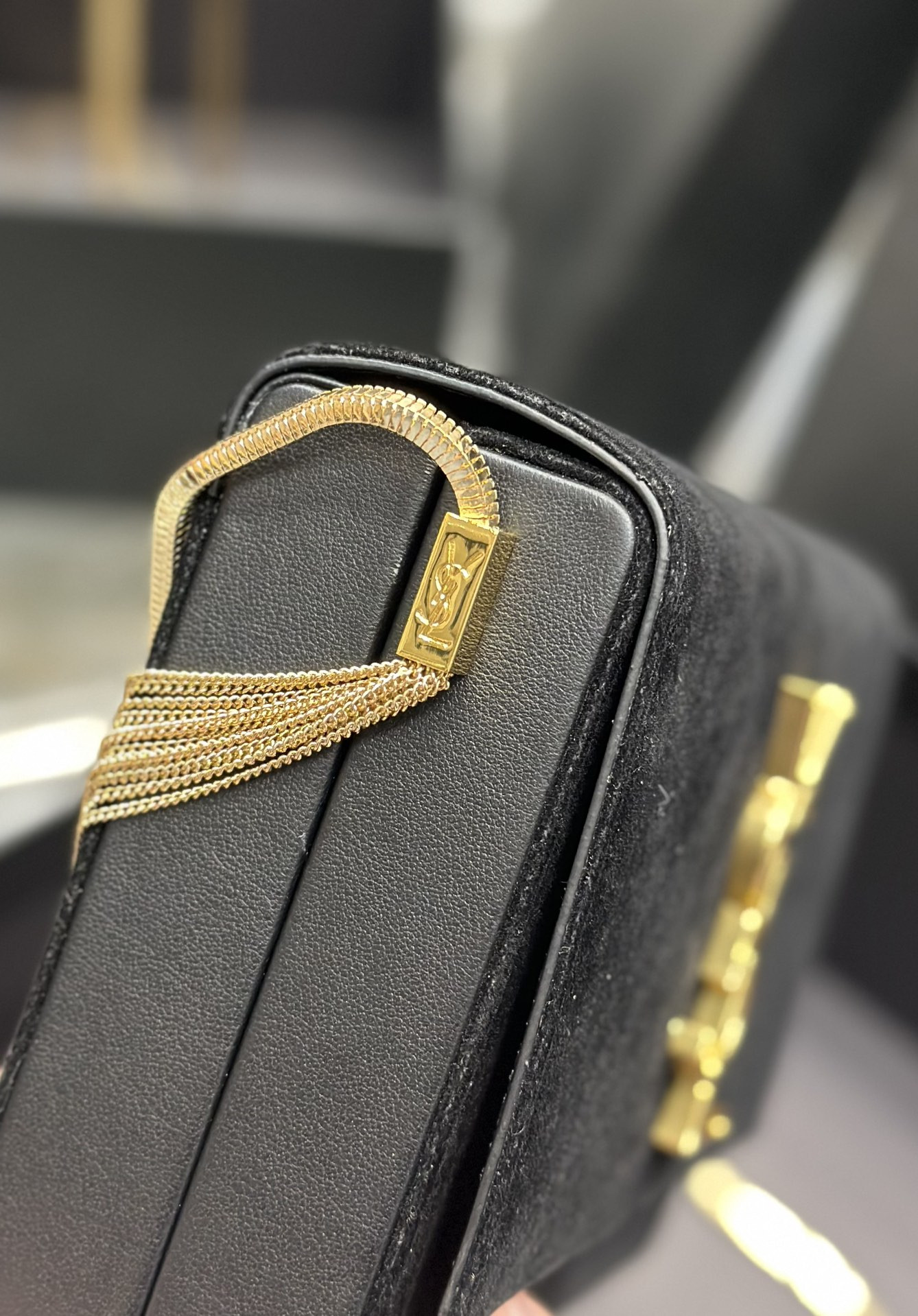 Y51 KATE SMALL IN black 7.8 X 4.9 X 1.9 INCHES