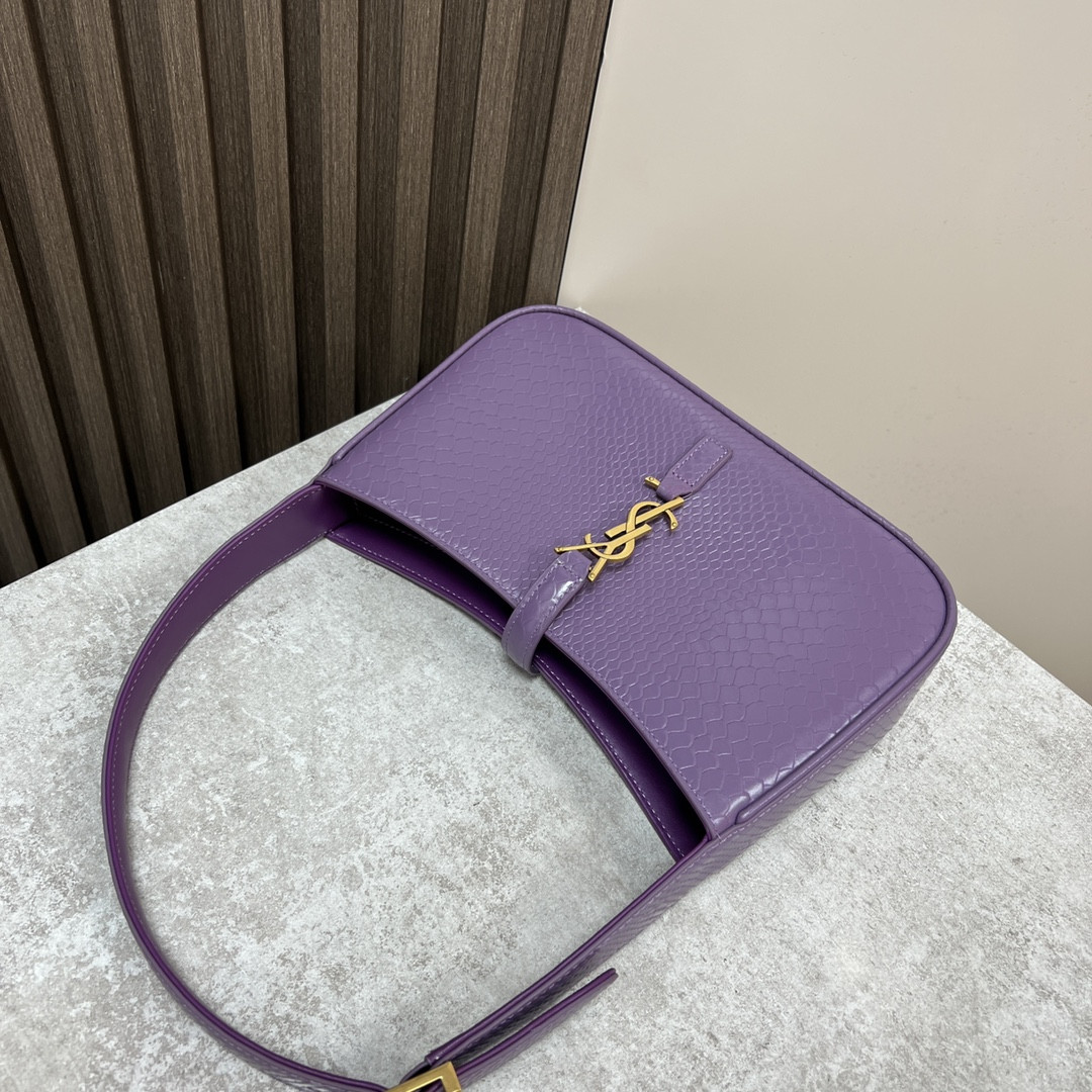 Y51 LE 5 À 7 IN CROCODILE-EMBOSSED LEATHER purple 9 X 6.3 X 2.5 INCHES
