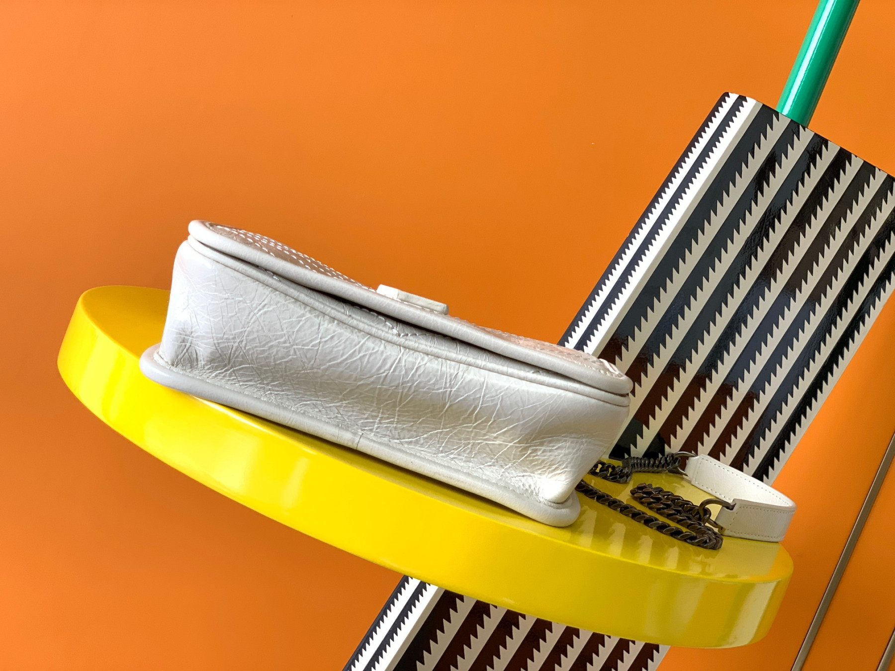 Y51 NIKI CHAIN WALLET IN SHINY LEATHER WHITE 19 x 15 x 6 CM