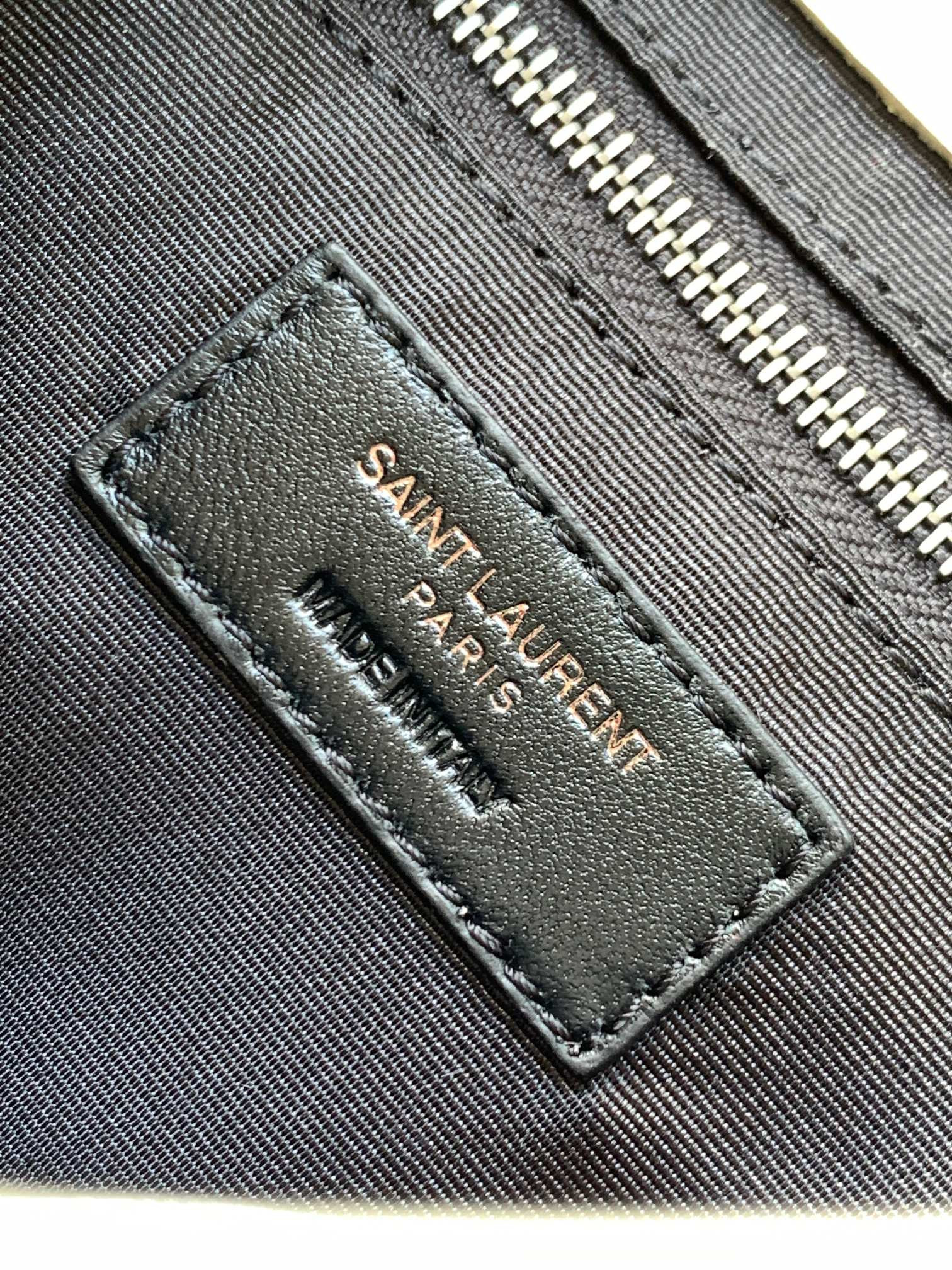 Y51 NIKI CHAIN WALLET IN SHINY LEATHER WHITE 19 x 15 x 6 CM