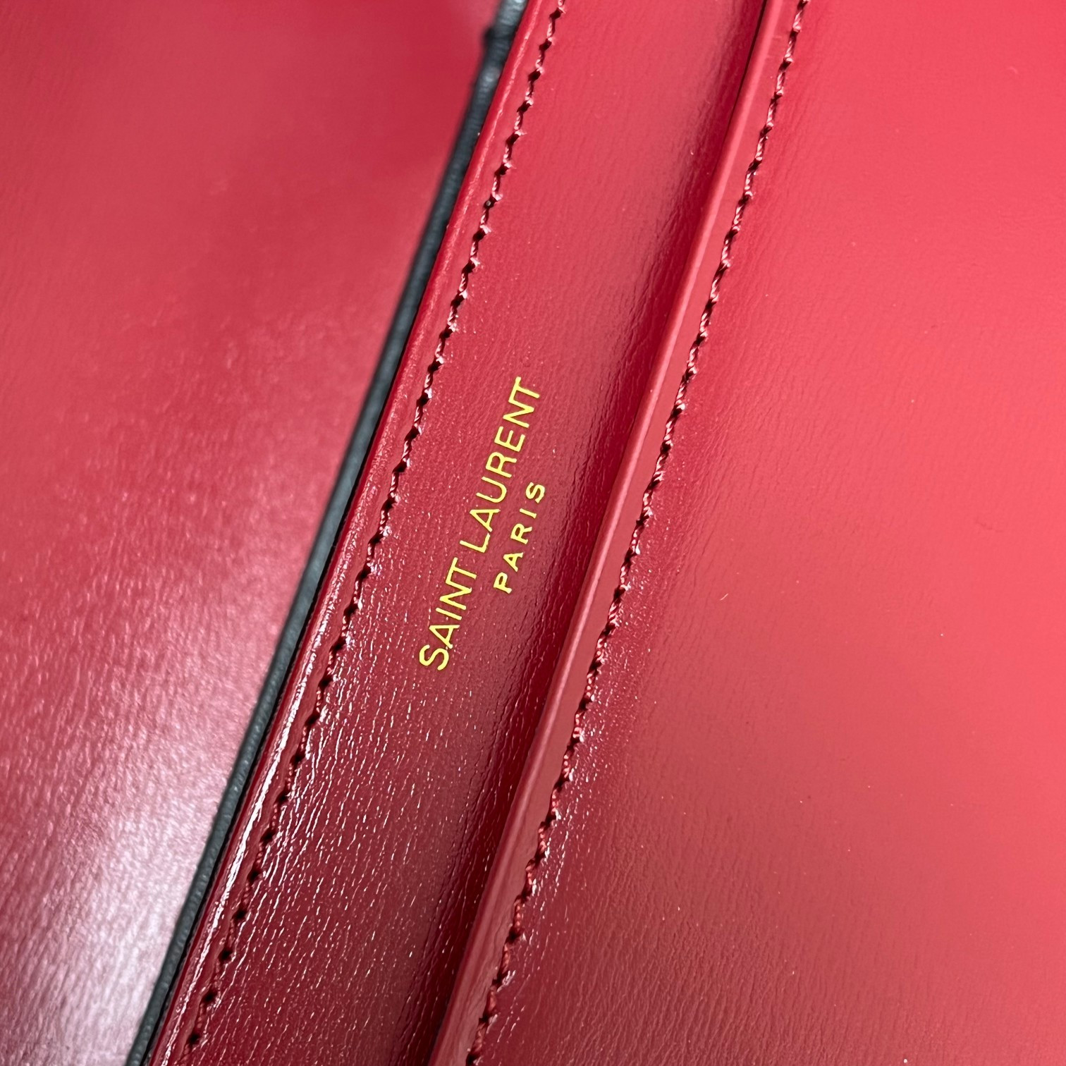 Y51 SOLFERINO SMALL SATCHEL IN BOX Sa1nt Lau*nt RED 7.4 X 5.1 X 1.9 INCHES