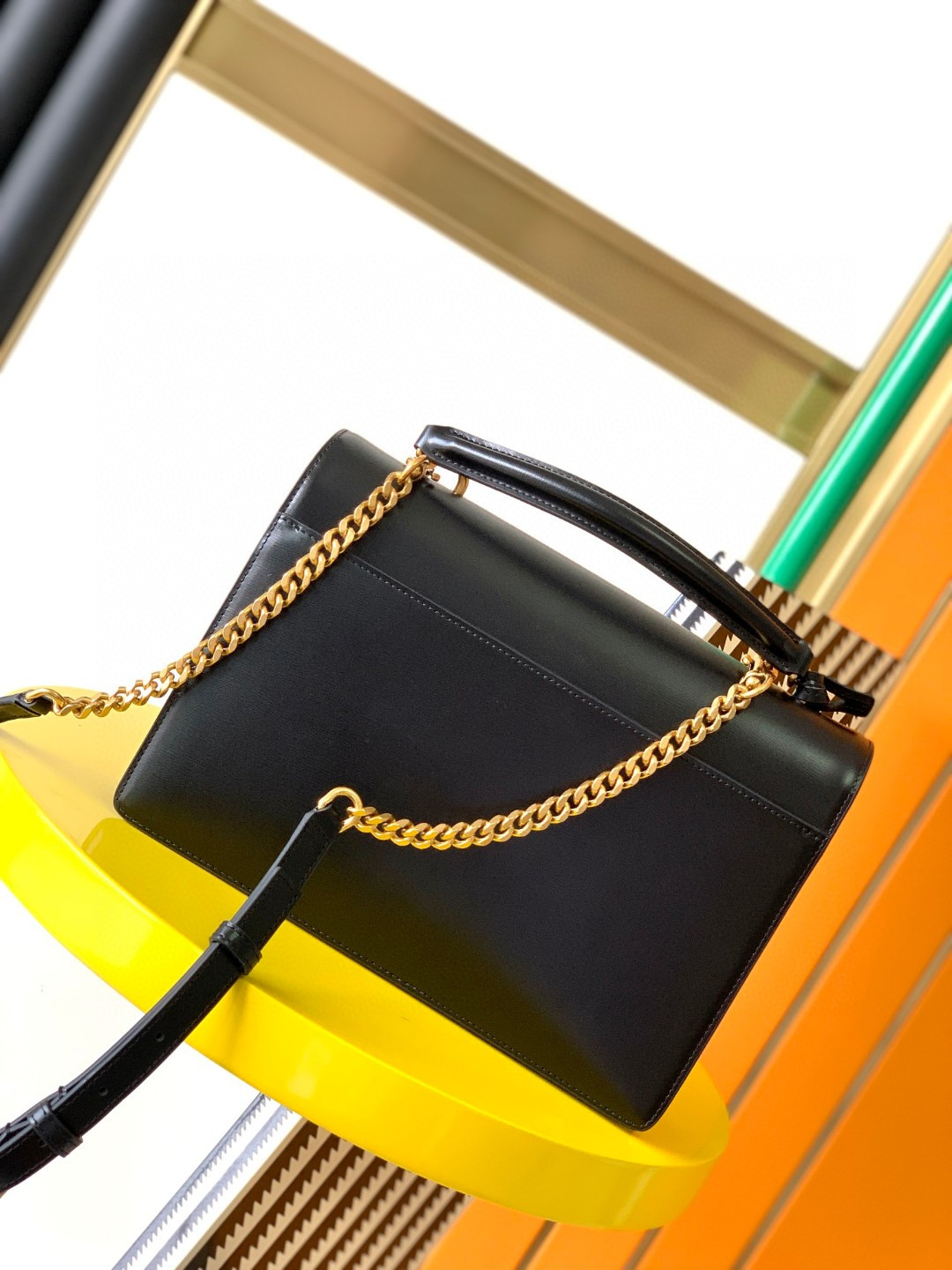 Y51 SUNSET LARGE IN SMOOTH LEATHER BLACK WHITE 10.6 X 7 X 3.1 INCHES