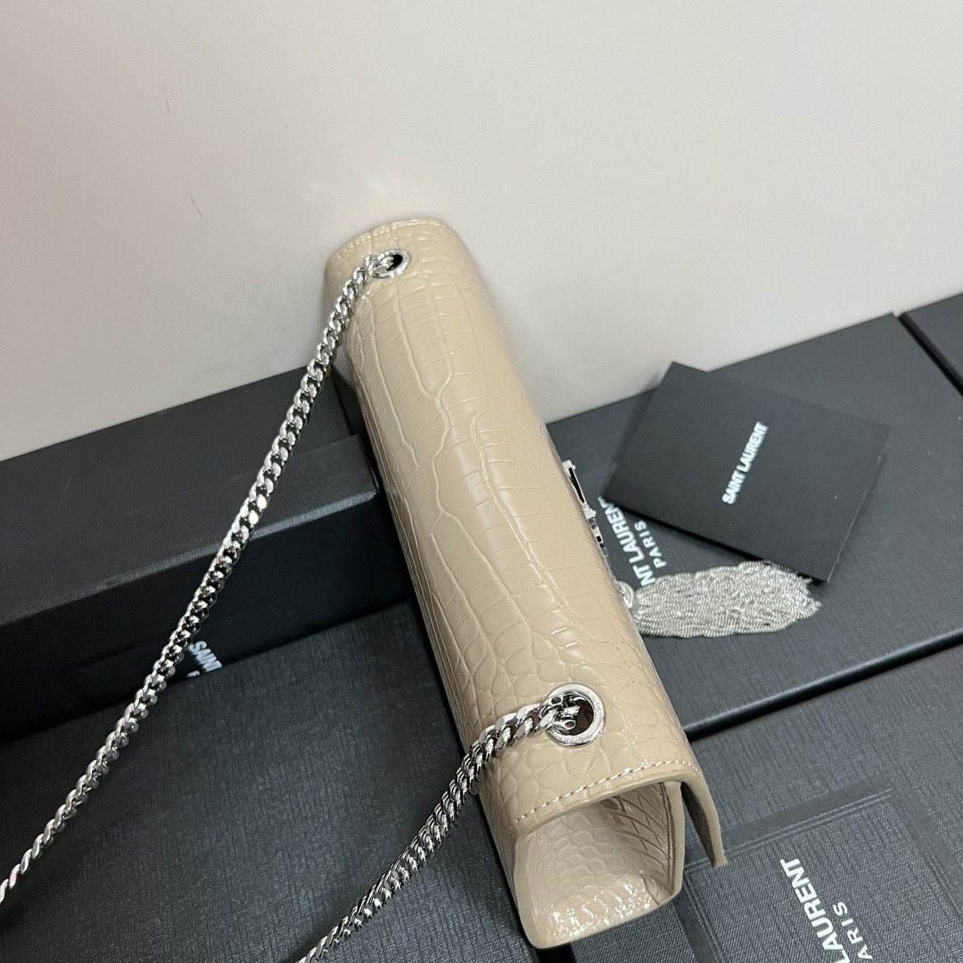 Y51 KATE MEDIUM TASSEL IN CROCODILE-EMBOSSED LEATHER BEIGE 9.4 X 5.7 X 2.1 INCHES