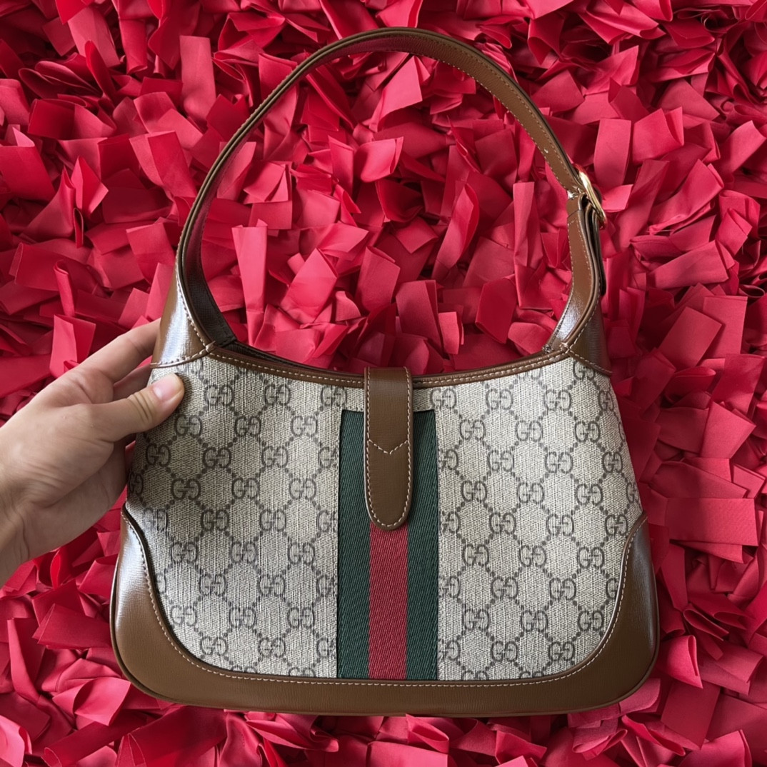 Gvc*1 JACKIE SMALL SHOULDER BAG 10.8"W x 7.5"H x 1.6"D