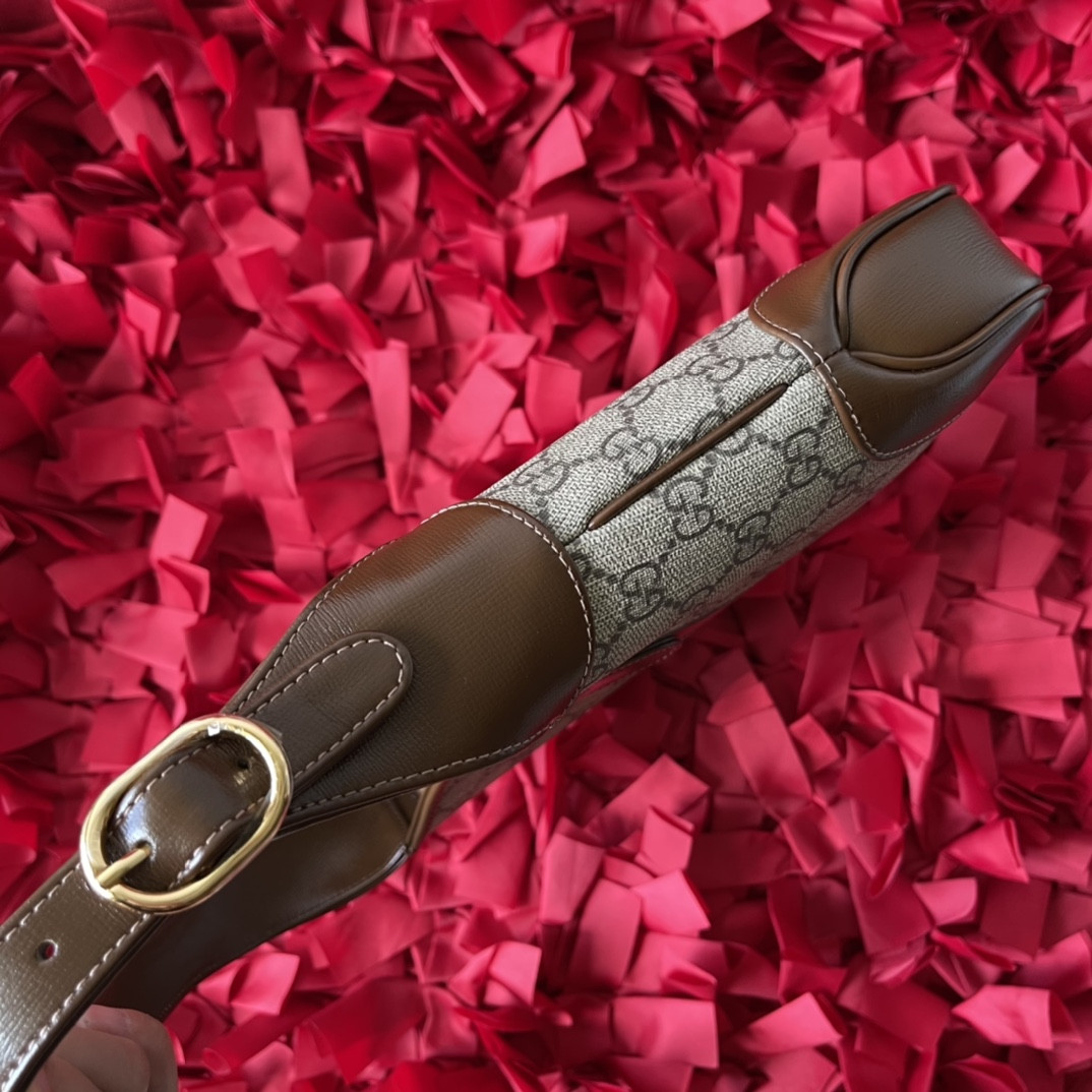 Gvc*1 JACKIE SMALL SHOULDER BAG 10.8"W x 7.5"H x 1.6"D