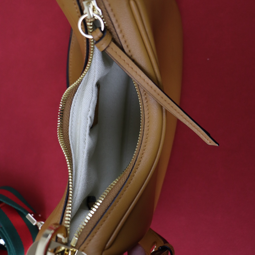 Gvc*1 ATTACHE SMALL SHOULDER BAG BROWN 9"W x 8.7"H x 2"D