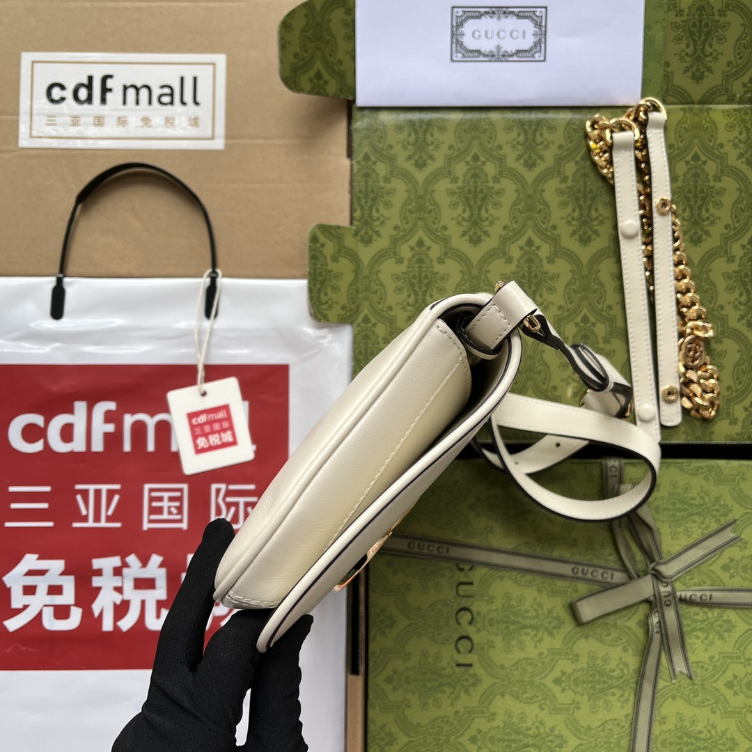 Gvc*1 BLONDIE SHOULDER BAG WHITE 11"W x 6.3"H x 1.6"D