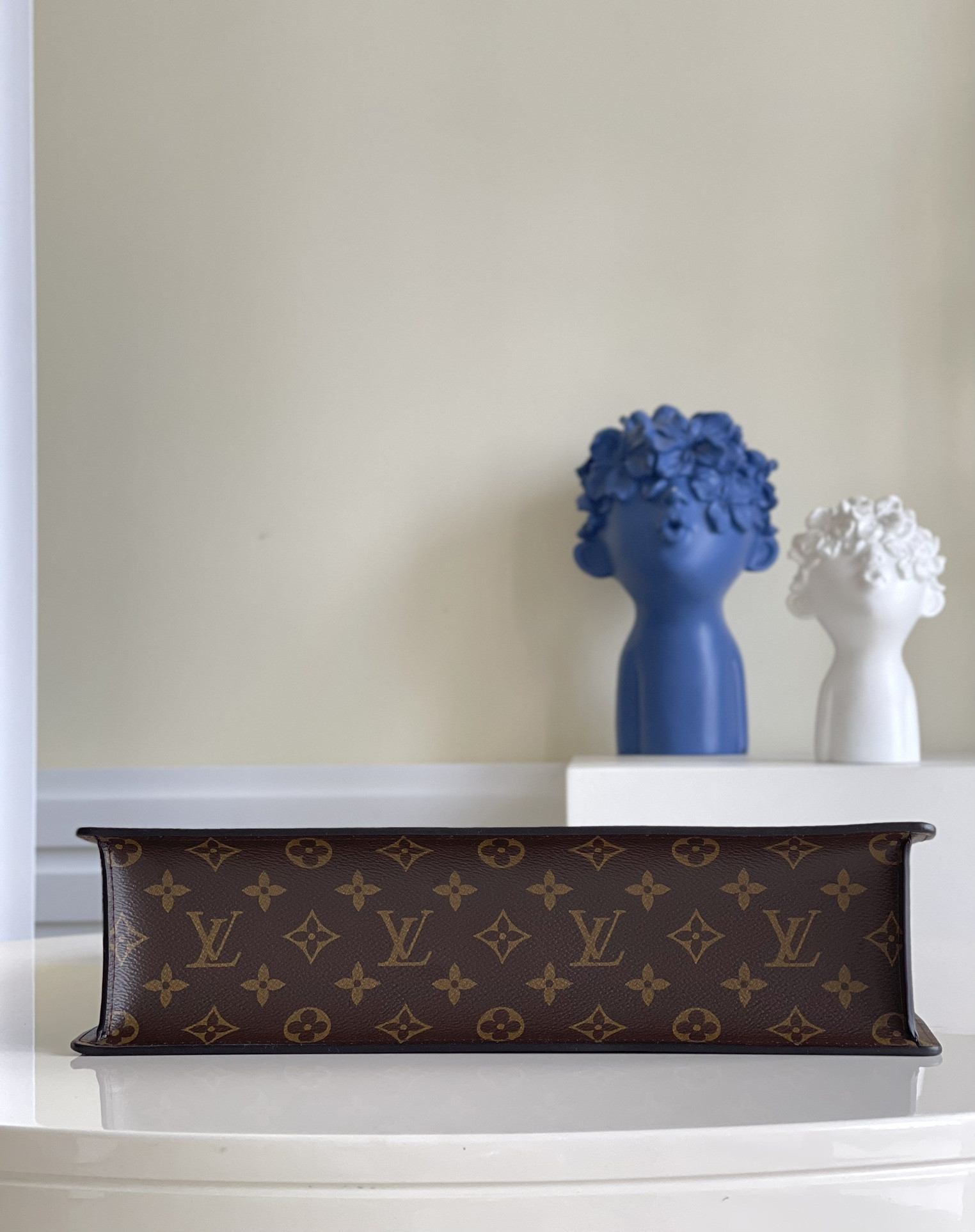 LV Virgil Abloh M44475 36 x 36 x 9 cm