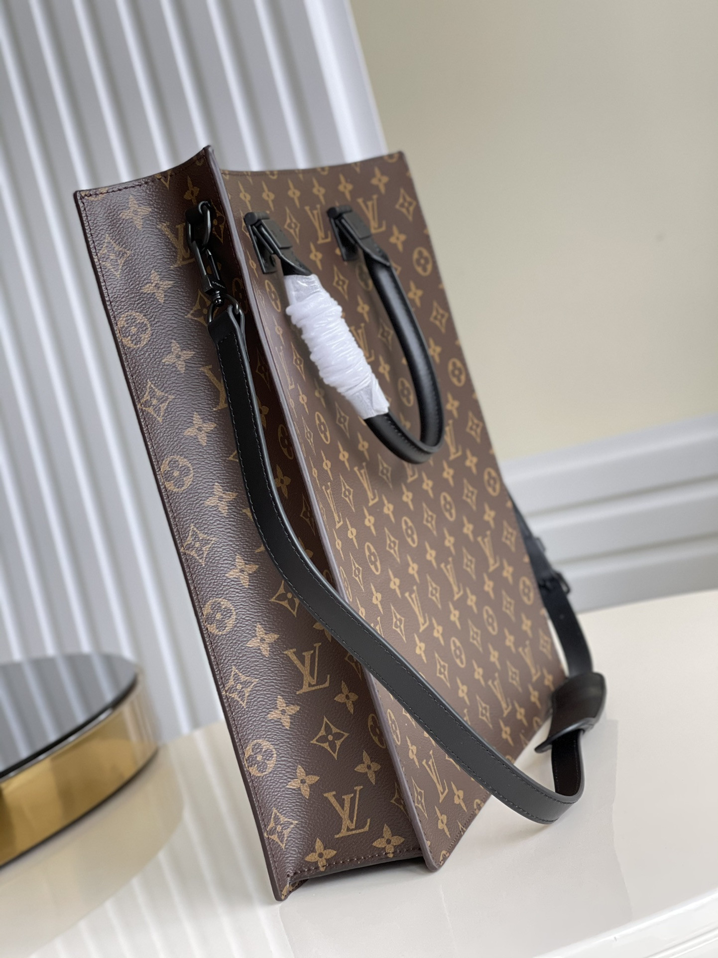 LV Sac Plat M45667 36 x 36 x 9 cm
