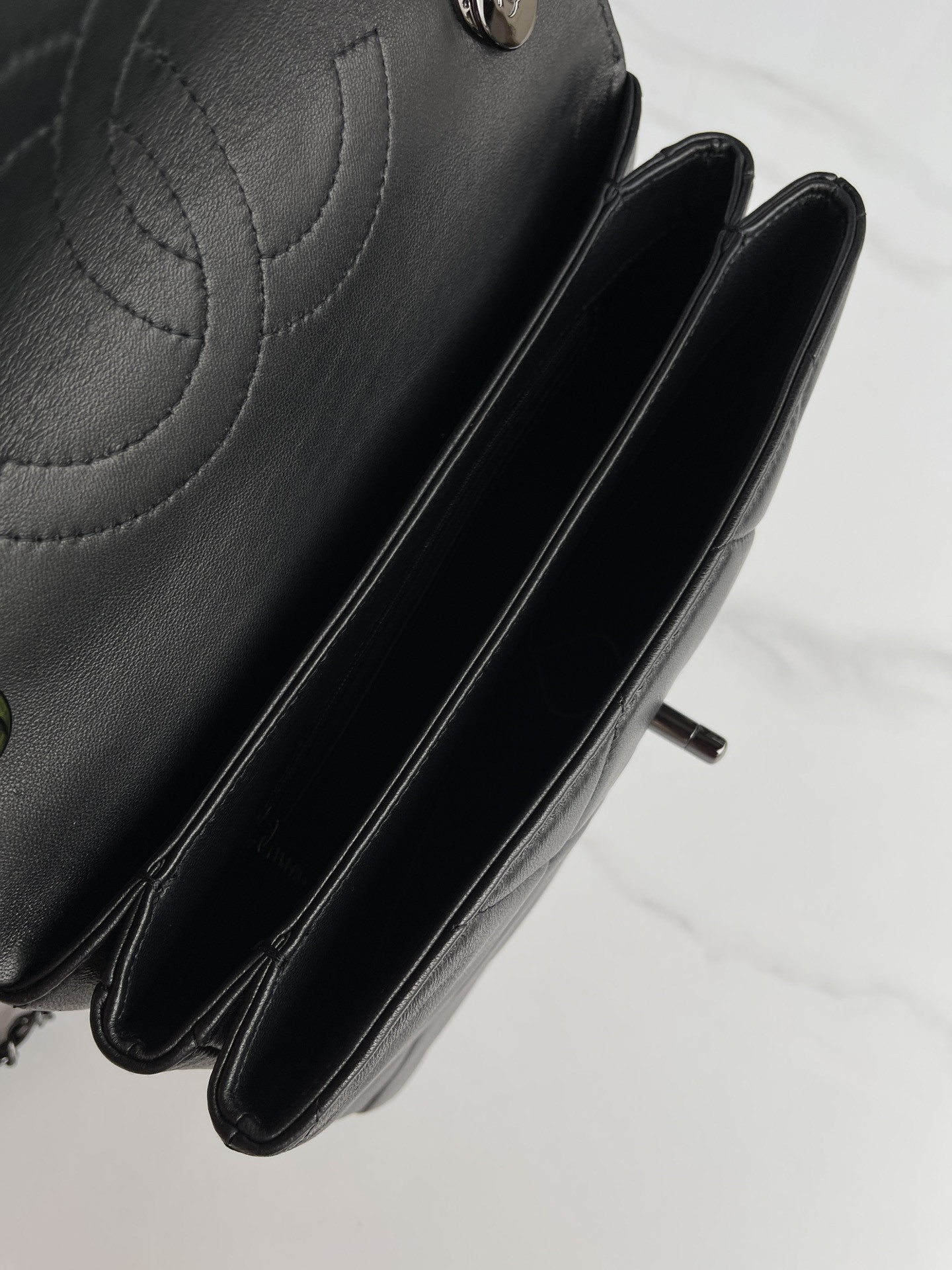 Ch**el FLAP BAG WITH TOP HANDLE 6.6 × 9.8 × 4.7 in