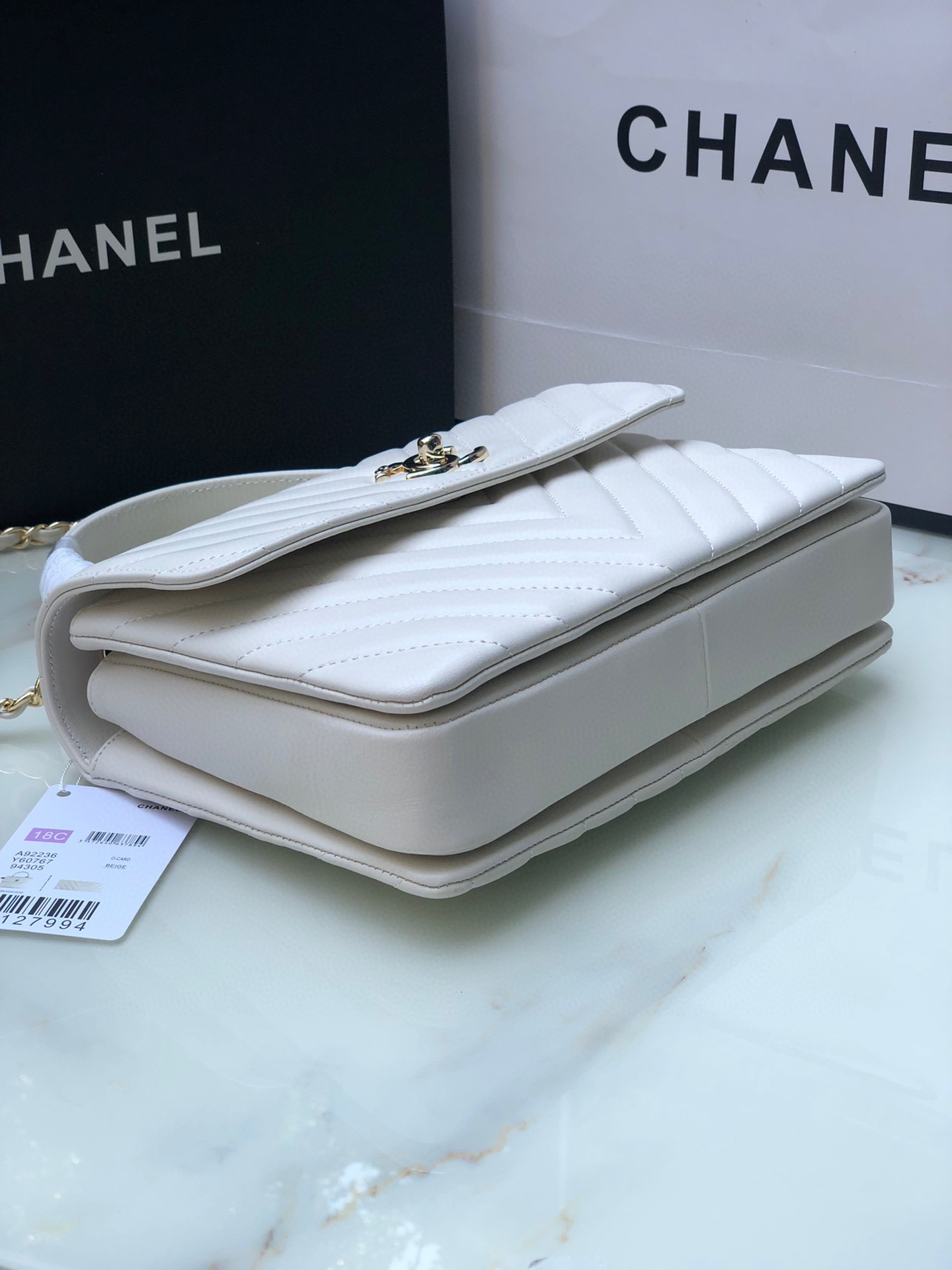 Ch**el FLAP BAG WITH TOP HANDLE WHITE 6.6 × 9.8 × 4.7 in