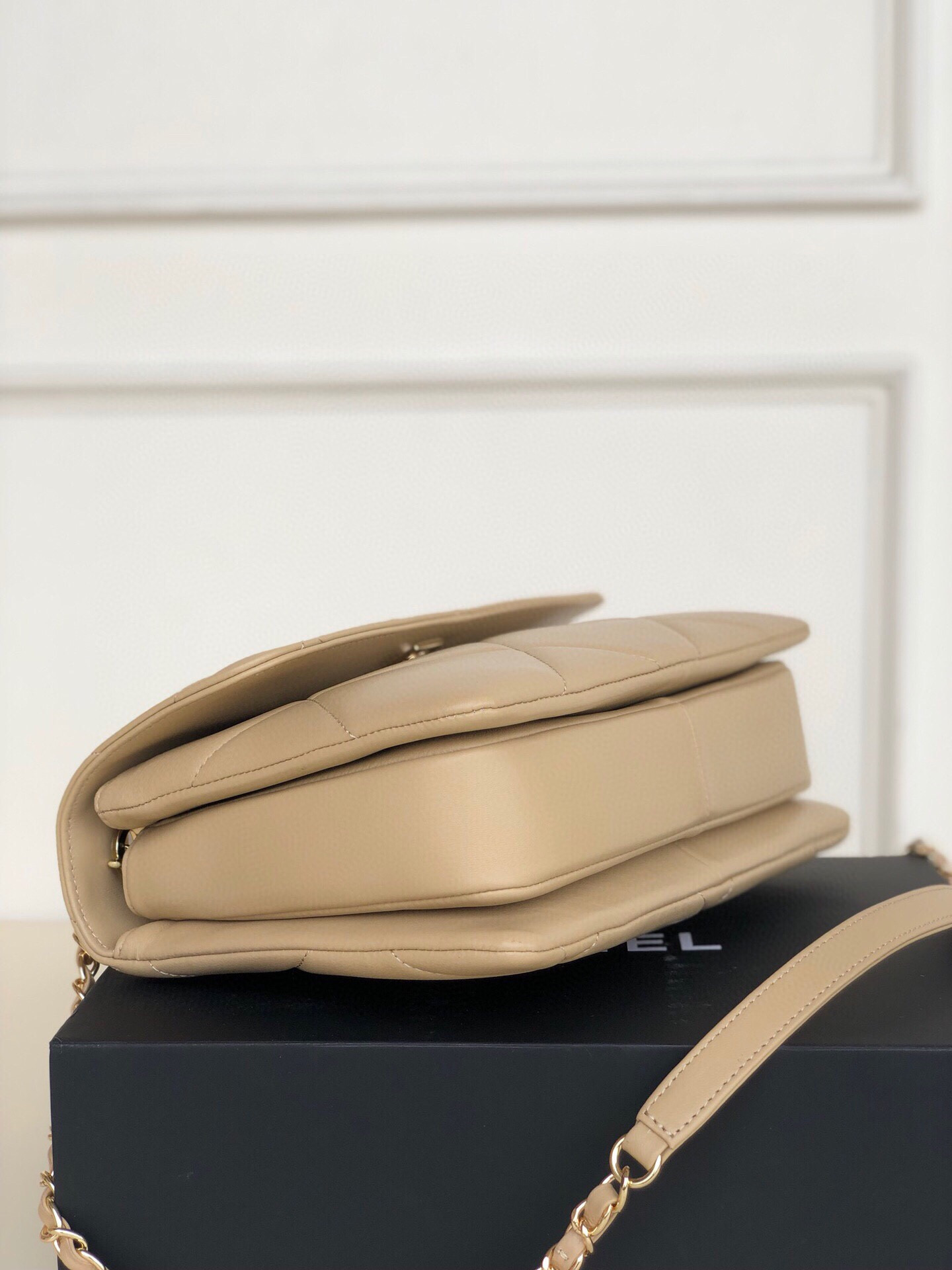 Ch**el FLAP BAG WITH TOP HANDLE 6.6 × 9.8 × 4.7 in