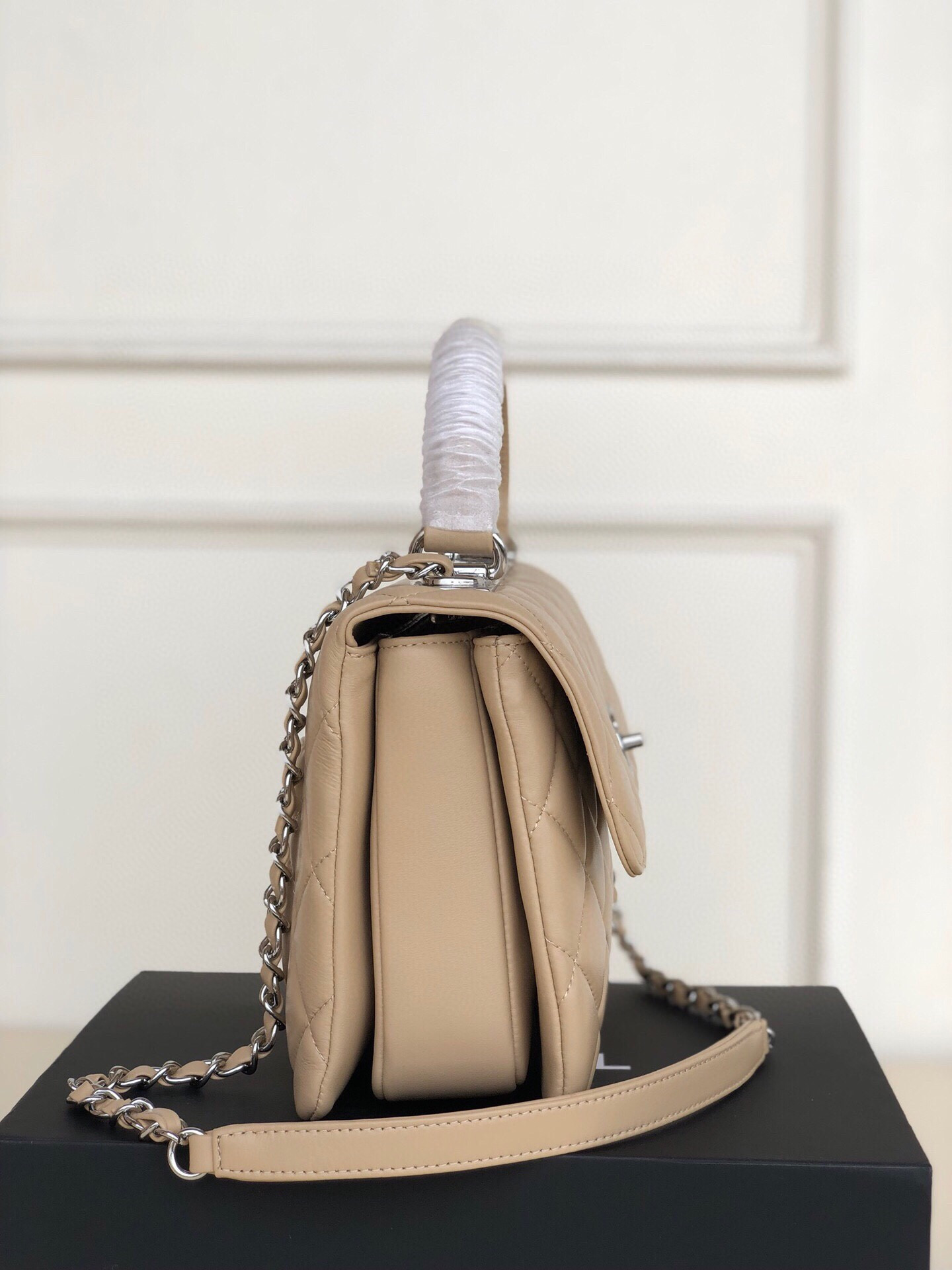 Ch**el FLAP BAG WITH TOP HANDLE 6.6 × 9.8 × 4.7 in