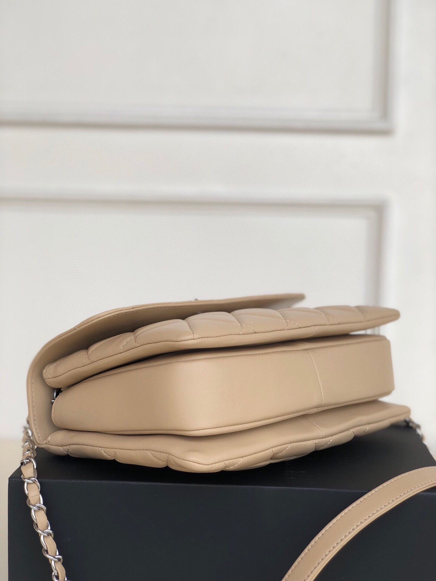 Ch**el FLAP BAG WITH TOP HANDLE 6.6 × 9.8 × 4.7 in