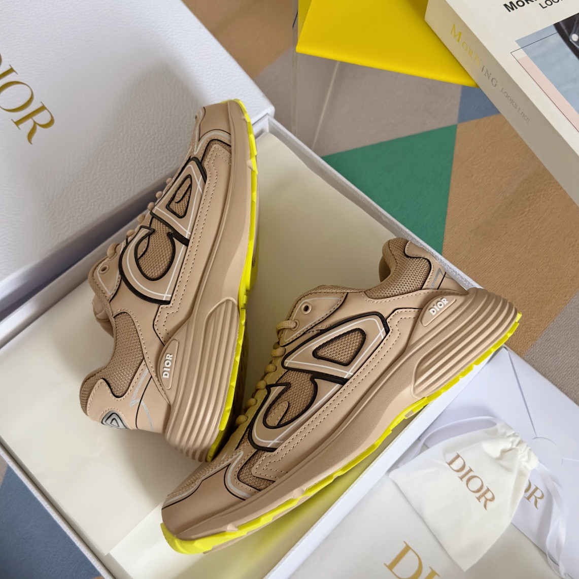 UA D10r B30 Sneaker Beige Mesh and Technical Fabric