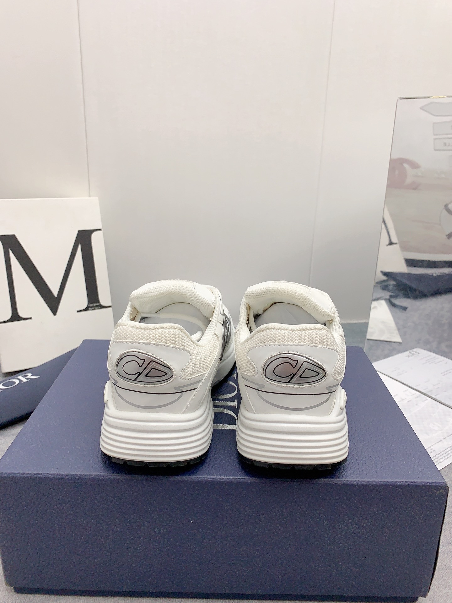 UA D10r B30 Sneaker White Mesh and Technical Fabric