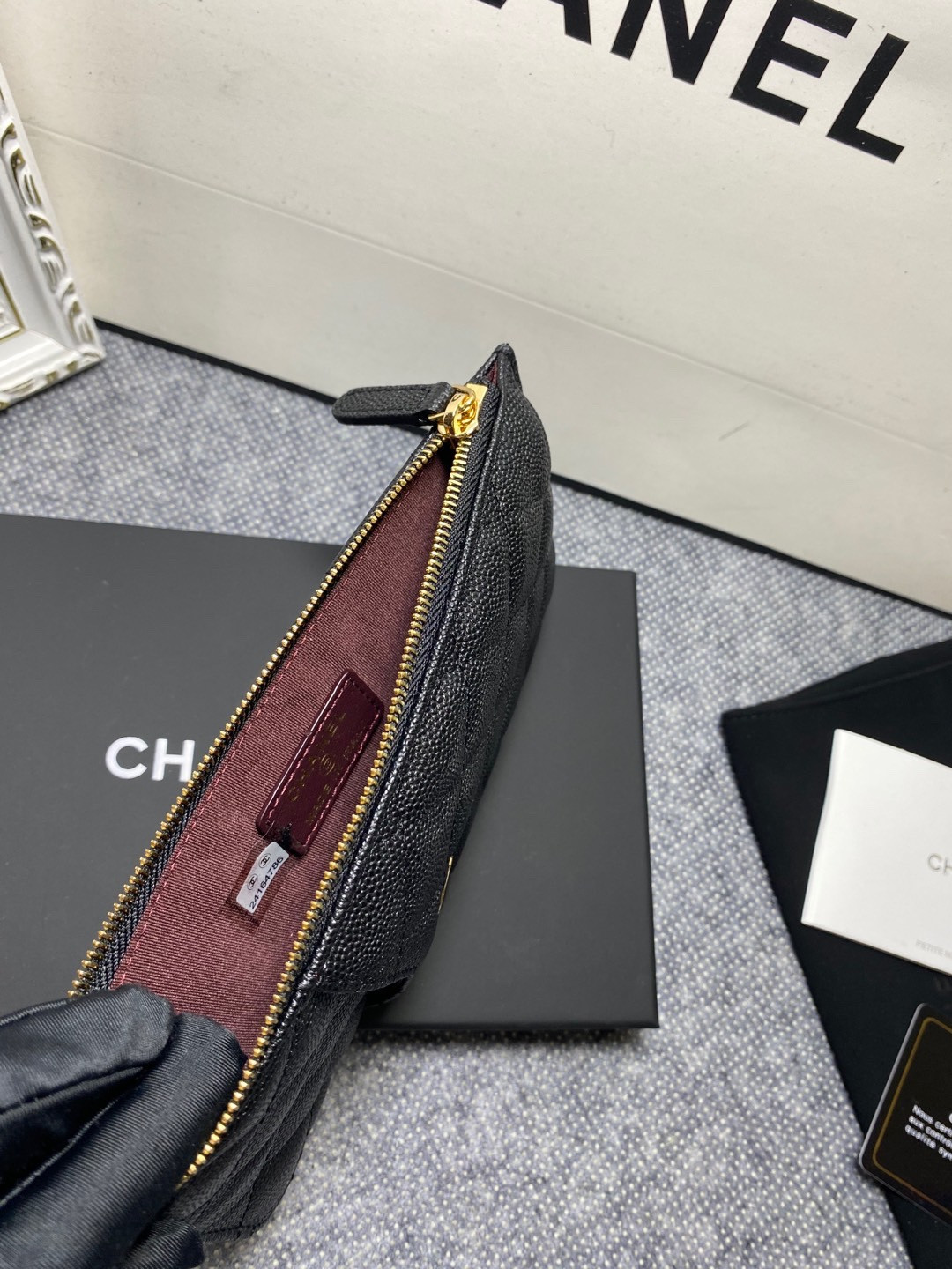 Ch**el LONG ZIPPED WALLET 19-11cm