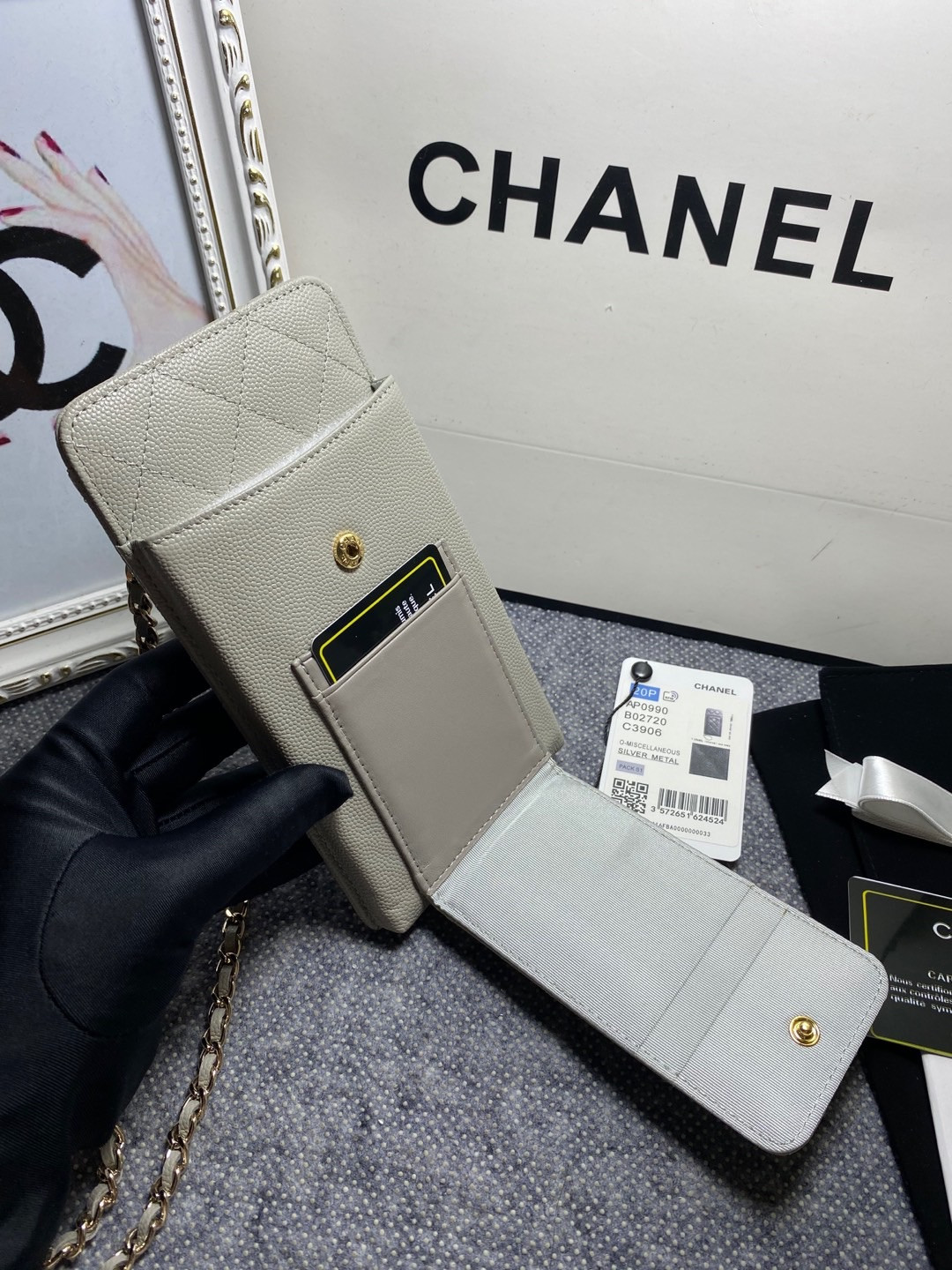 Ch**el LONG ZIPPED WALLET 19-11cm