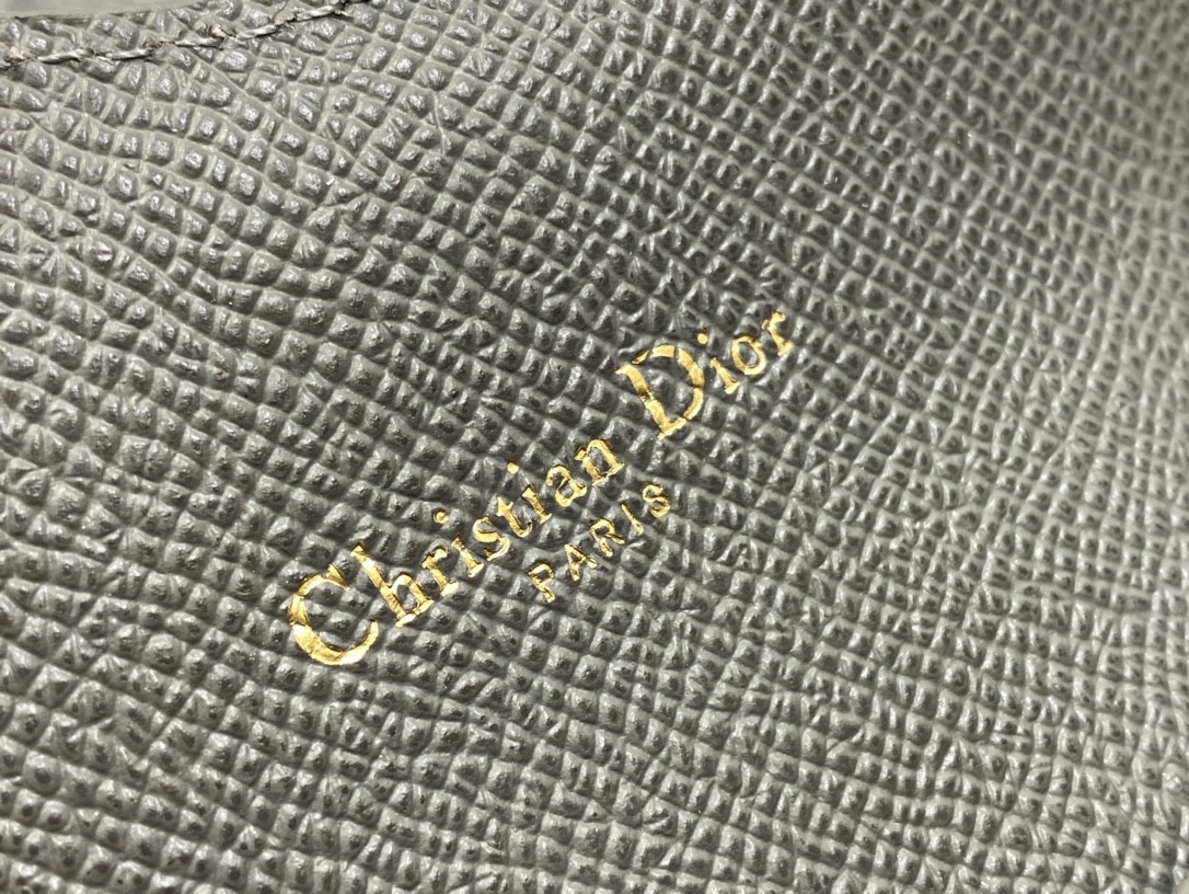 D10r CARD HOLDER 12-10-5CM