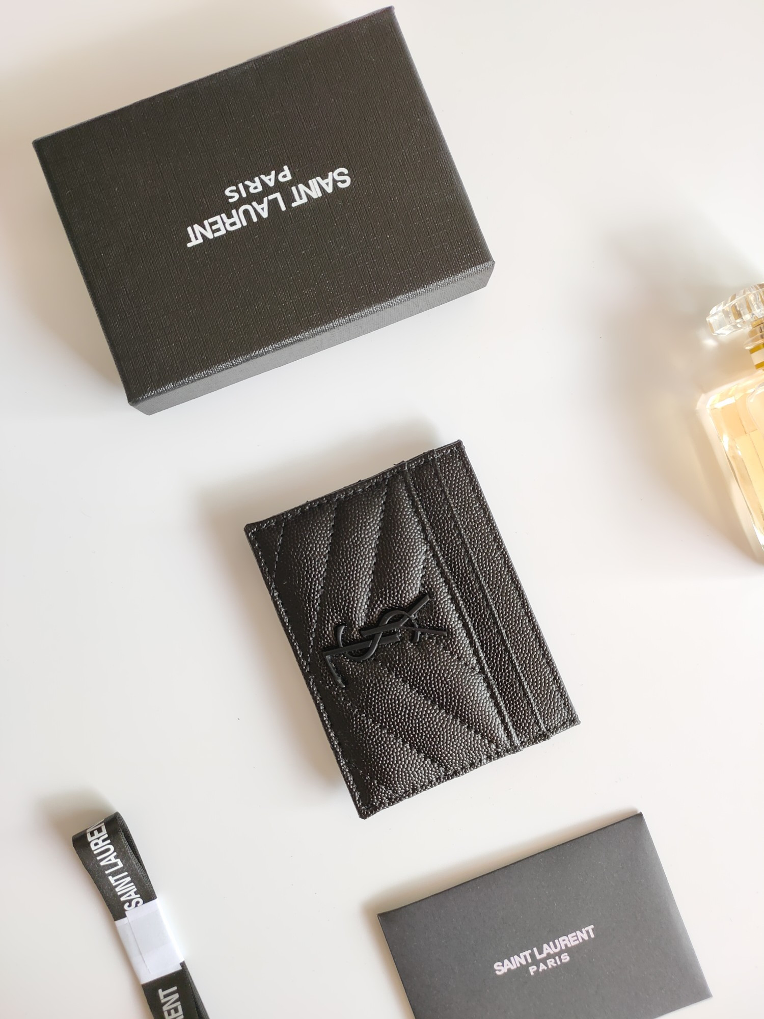 Y51 CARD HOLDER 10.5×7.5×0.5cm