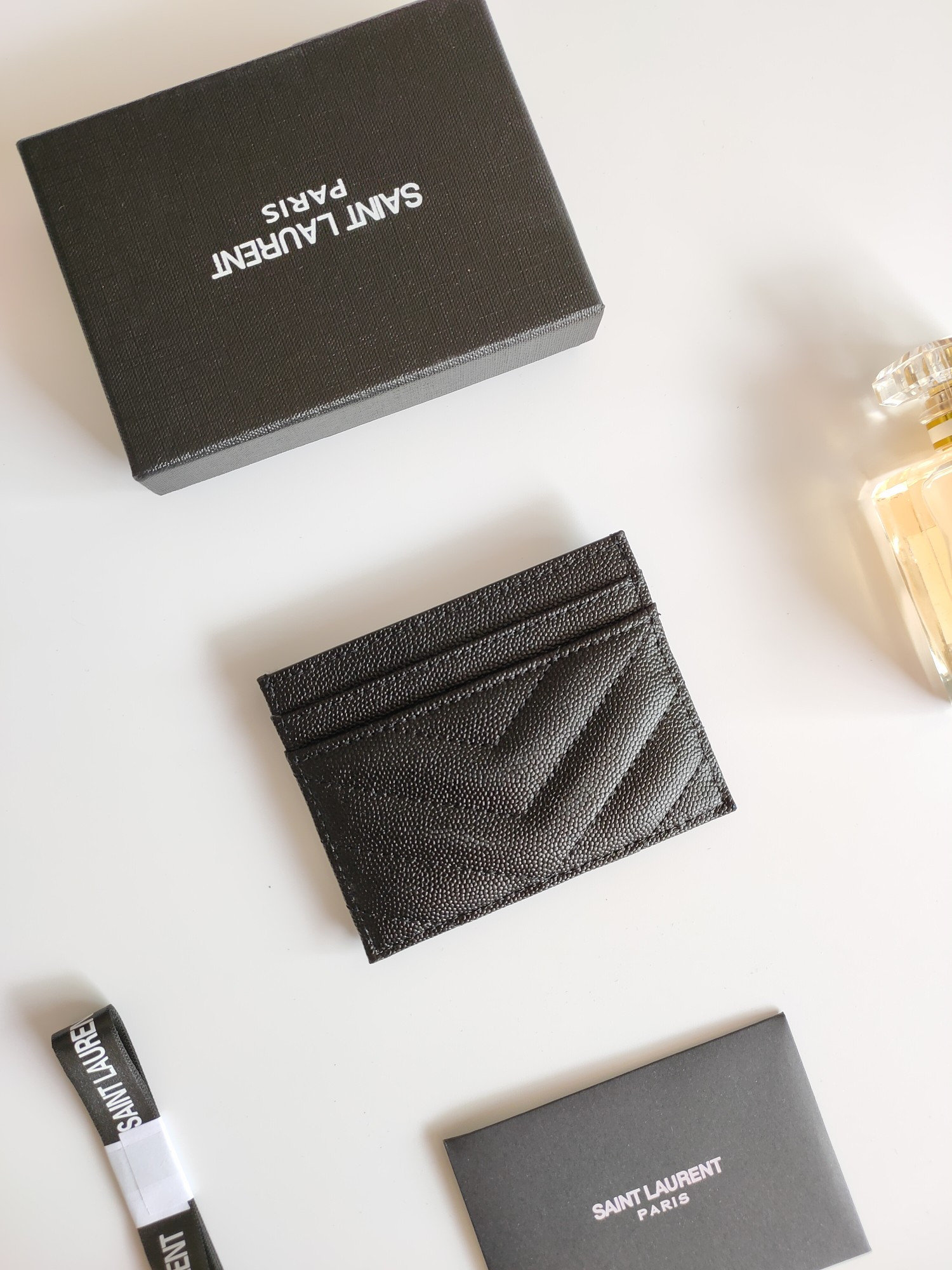 Y51 CARD HOLDER 10.5×7.5×0.5cm