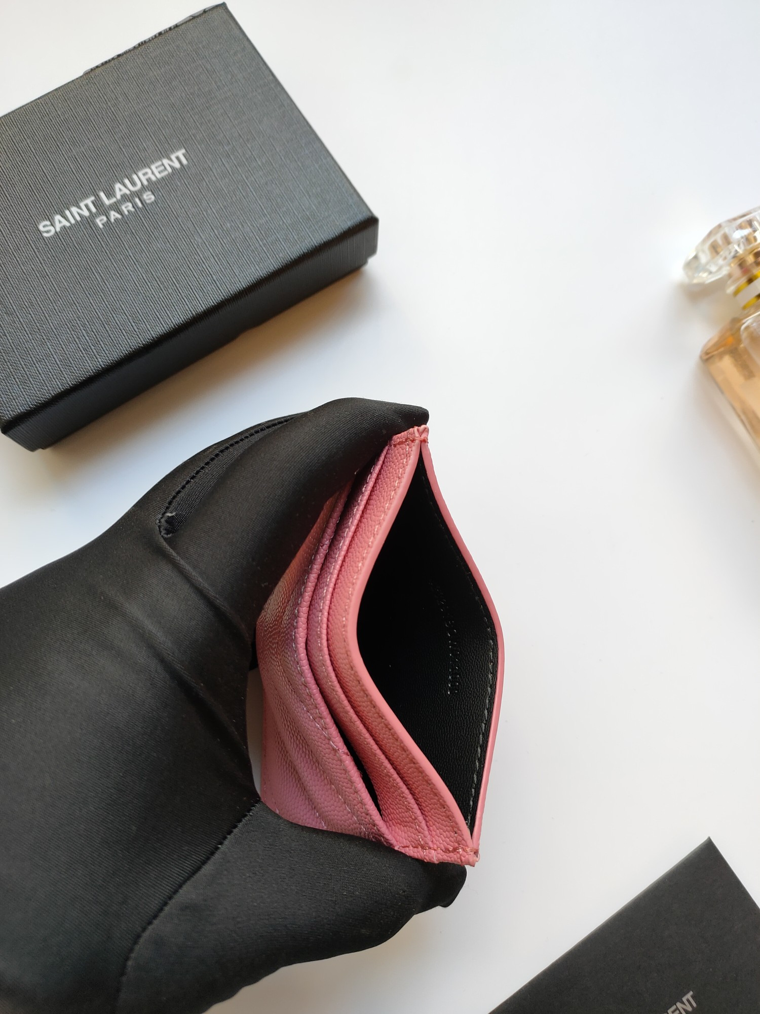 Y51 CARD HOLDER 10.5×7.5×0.5cm