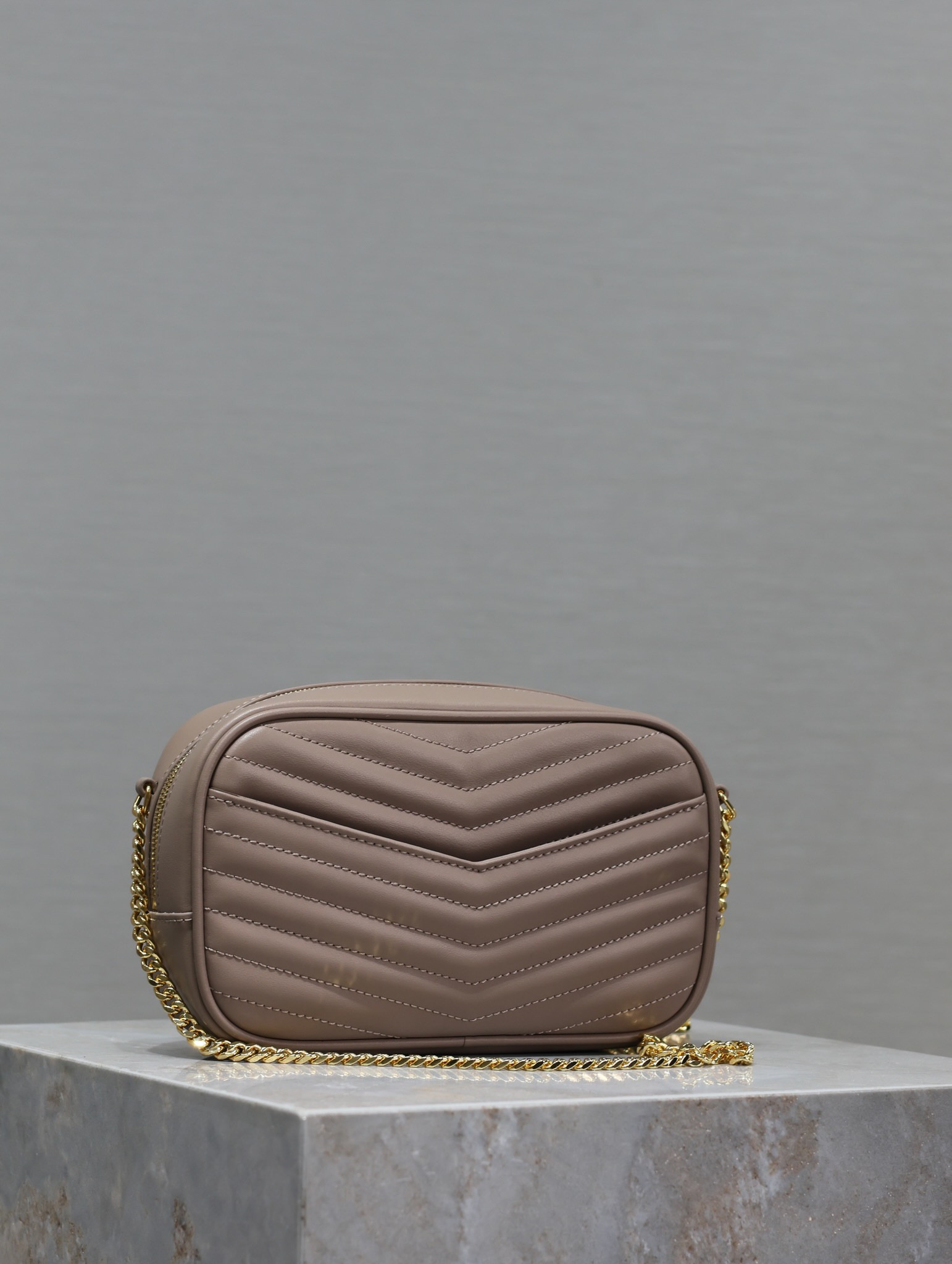 Y51 MINI LOU IN QUILTED LEATHER 7.5 X 4.1 X 2 INCHES