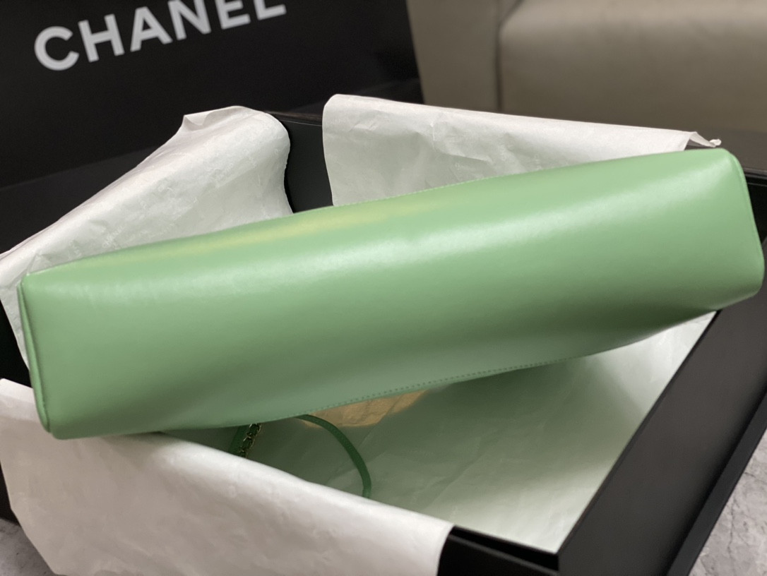 Ch**el  SHOPPING BAG Shiny Lambskin & Gold-Tone Metal Light green 35x39x8cm