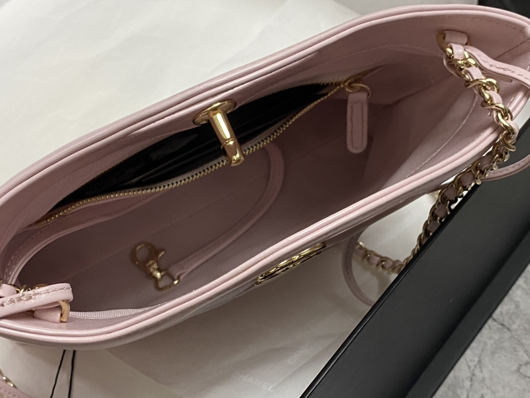 Ch**el MINI SHOPPING BAG Shiny Lambskin & Gold-Tone Metal 22x23x5.5cm