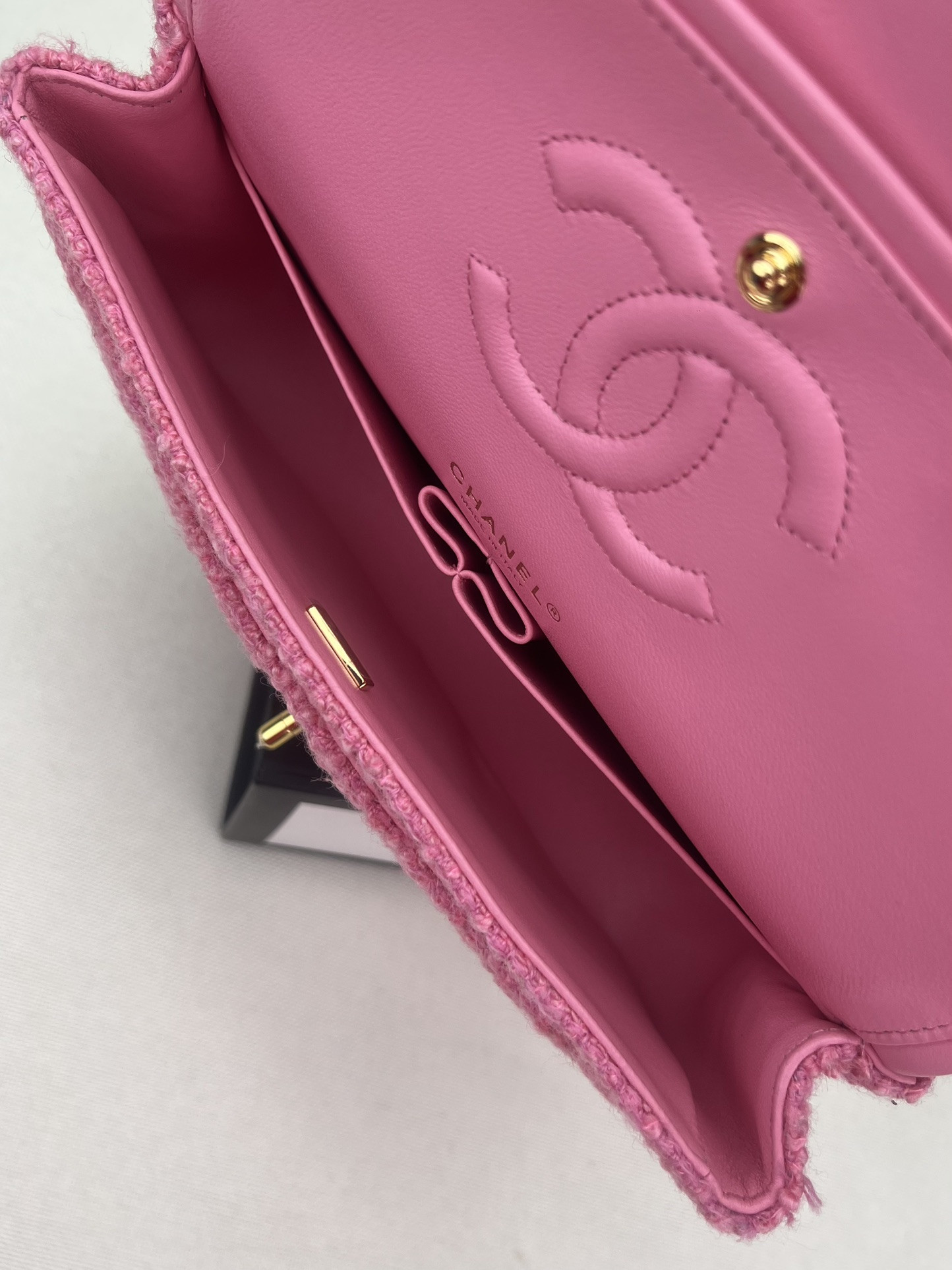 Ch**el CLASSIC 11.12 HANDBAG Tweed & Gold-Tone Metal 6 × 9.9 × 2.5 in