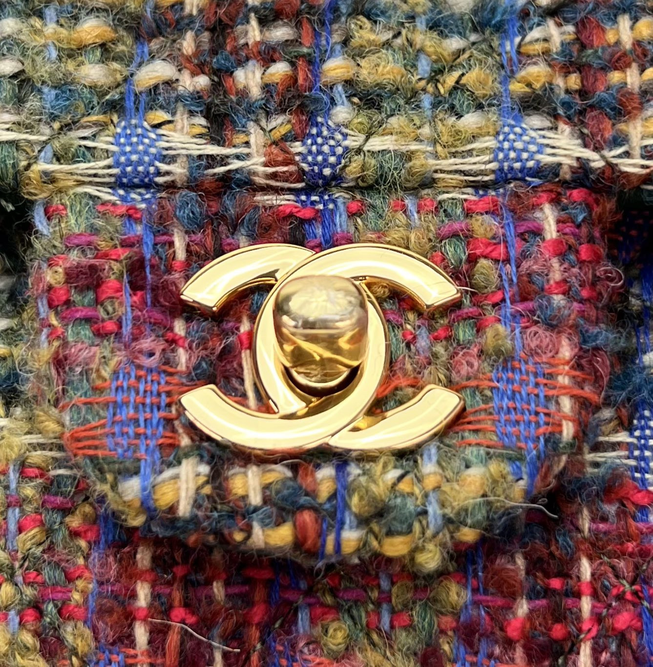 Ch**el CLASSIC 11.12 HANDBAG Tweed & Gold-Tone Metal   6 × 9.9 × 2.5 in