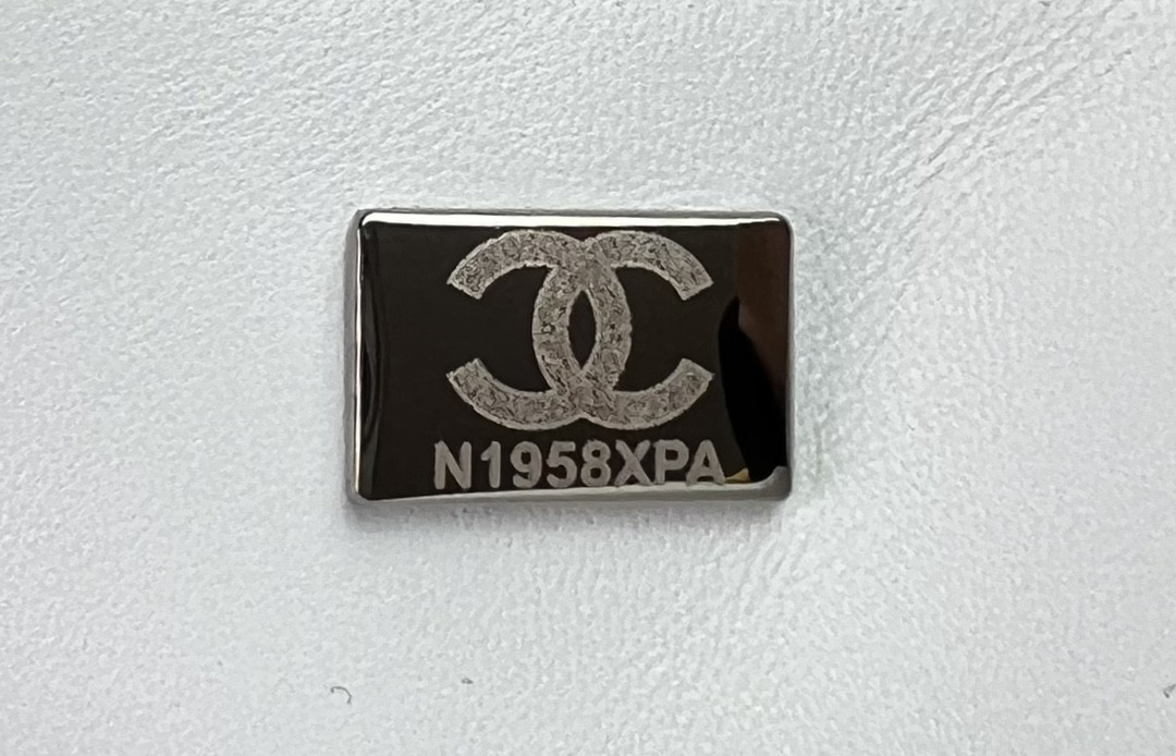 Ch**el MINI CLASSIC 11.12 HANDBAG Tweed & Silver-Tone Metal  4.7 × 7.8 × 2.3 in