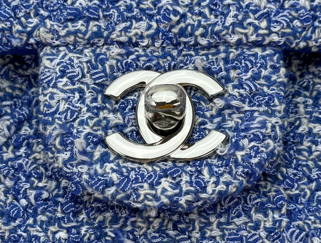 Ch**el MINI CLASSIC 11.12 HANDBAG  Tweed & Silver-Tone Metal 4.7 × 7.8 × 2.3 in