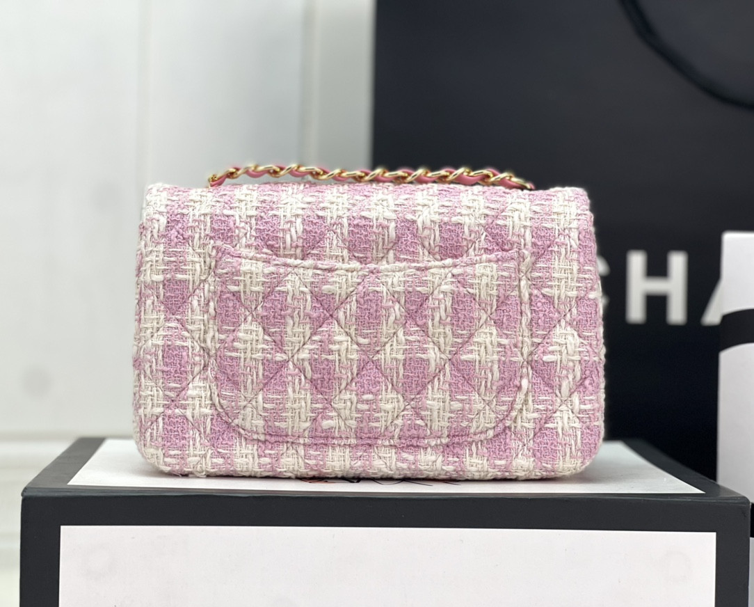 Ch**el MINI CLASSIC 11.12 HANDBAG Tweed & Gold-Tone Metal 4.7 × 7.8 × 2.3 in