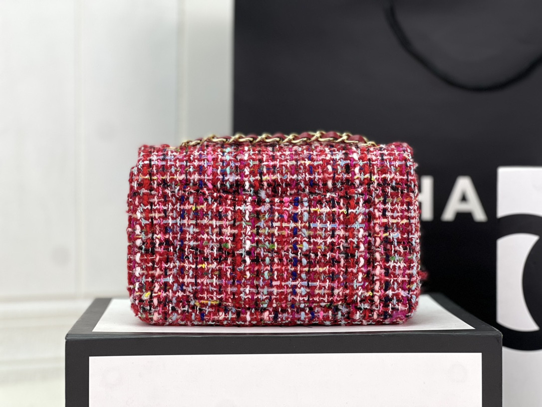 Ch**el MINI CLASSIC 11.12 HANDBAG Tweed & Gold-Tone Metal 4.7 × 7.8 × 2.3 in