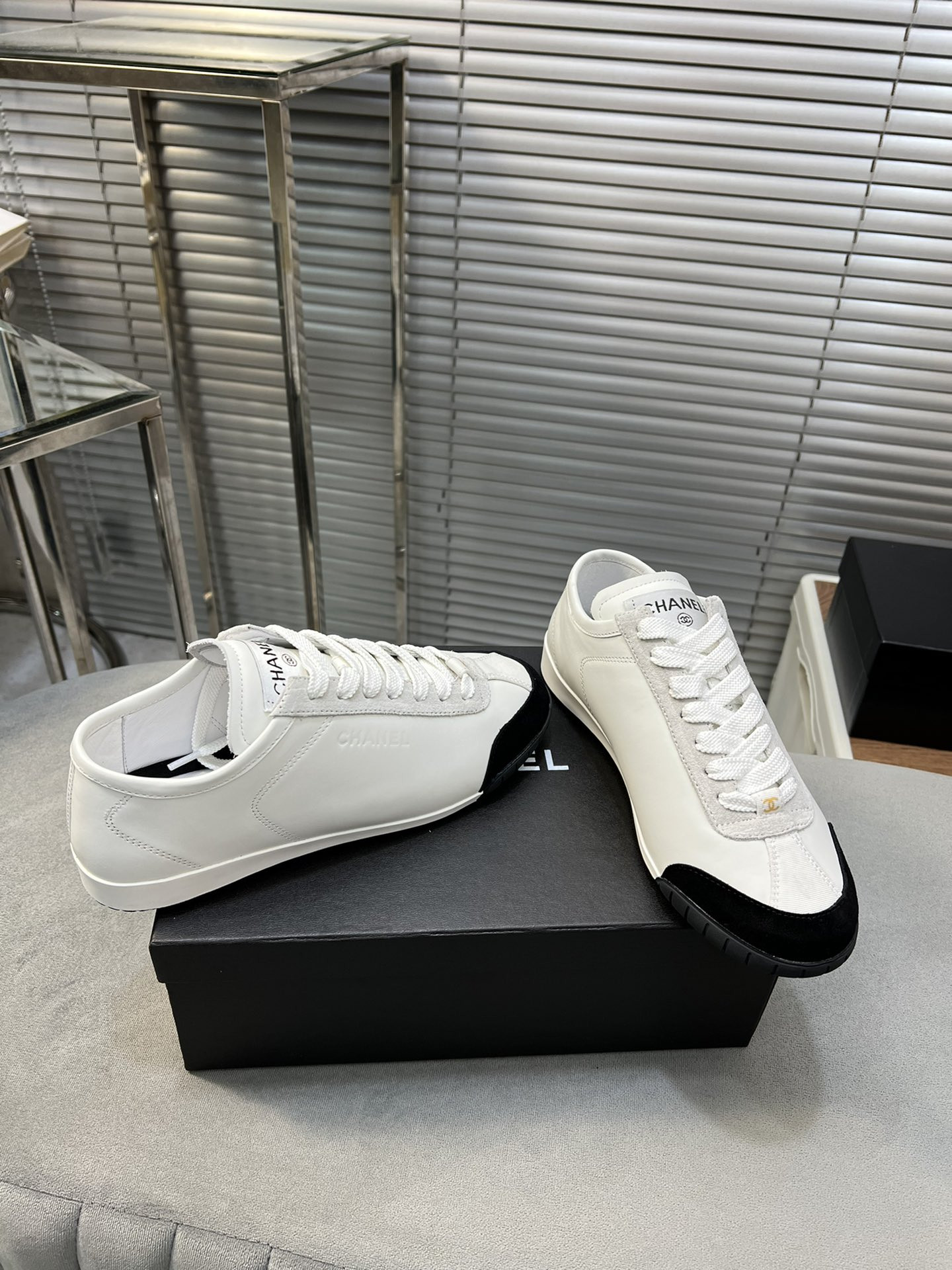 UA Ch**el SNEAKERS Calfskin & Suede Calfskin White & Black