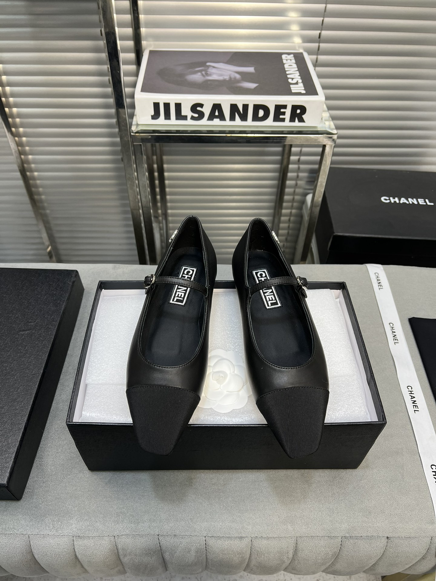 UA Ch**el MARY JANES  Lambskin